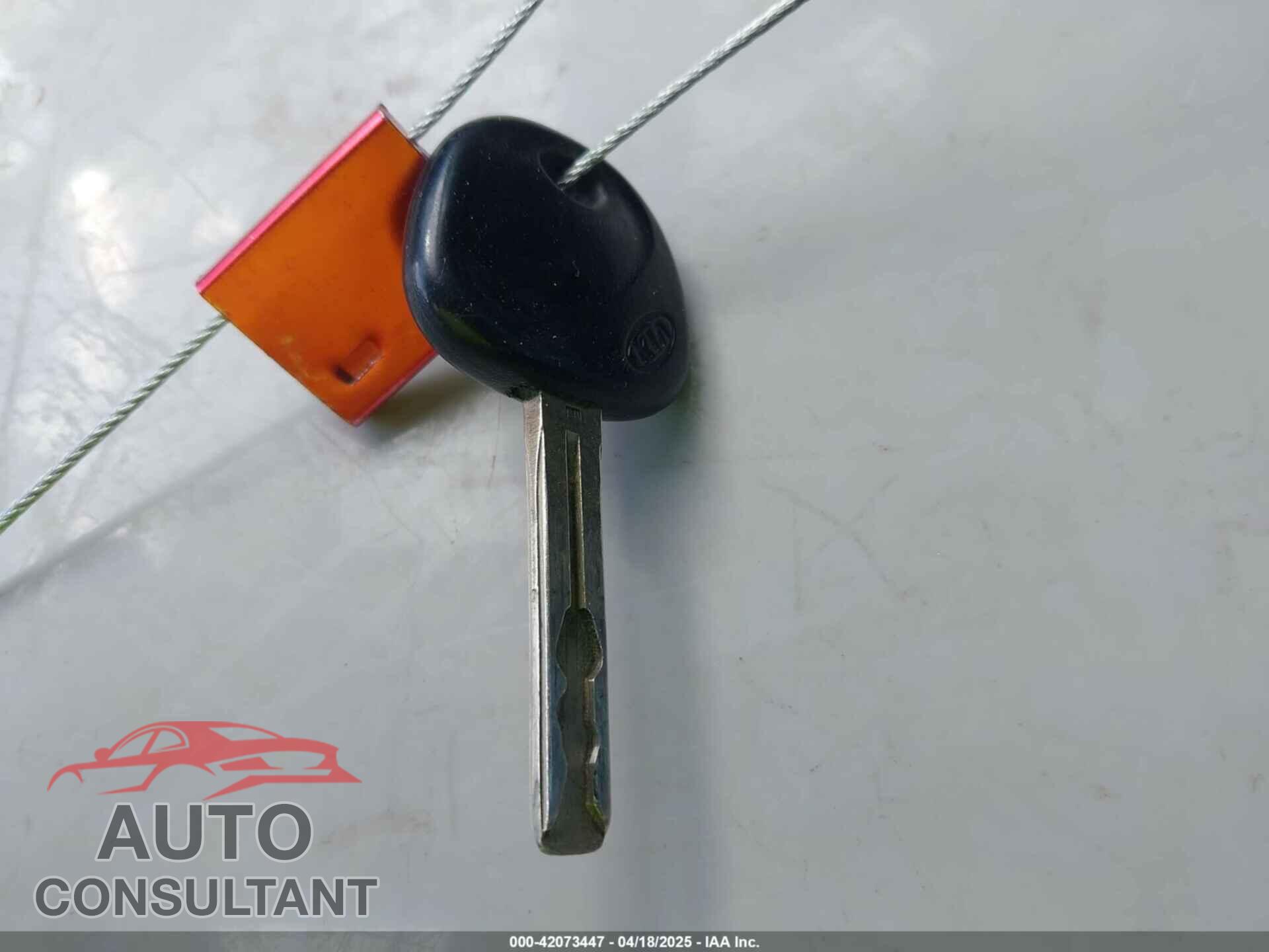 KIA RIO 2013 - KNADM5A36D6301061