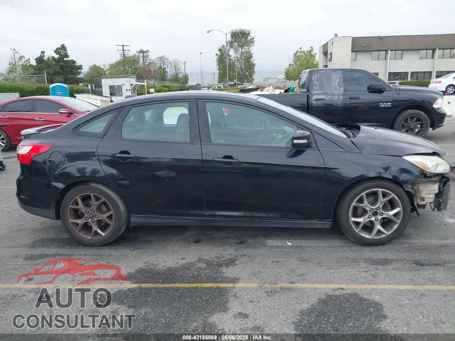 FORD FOCUS 2014 - 1FADP3F23EL156097