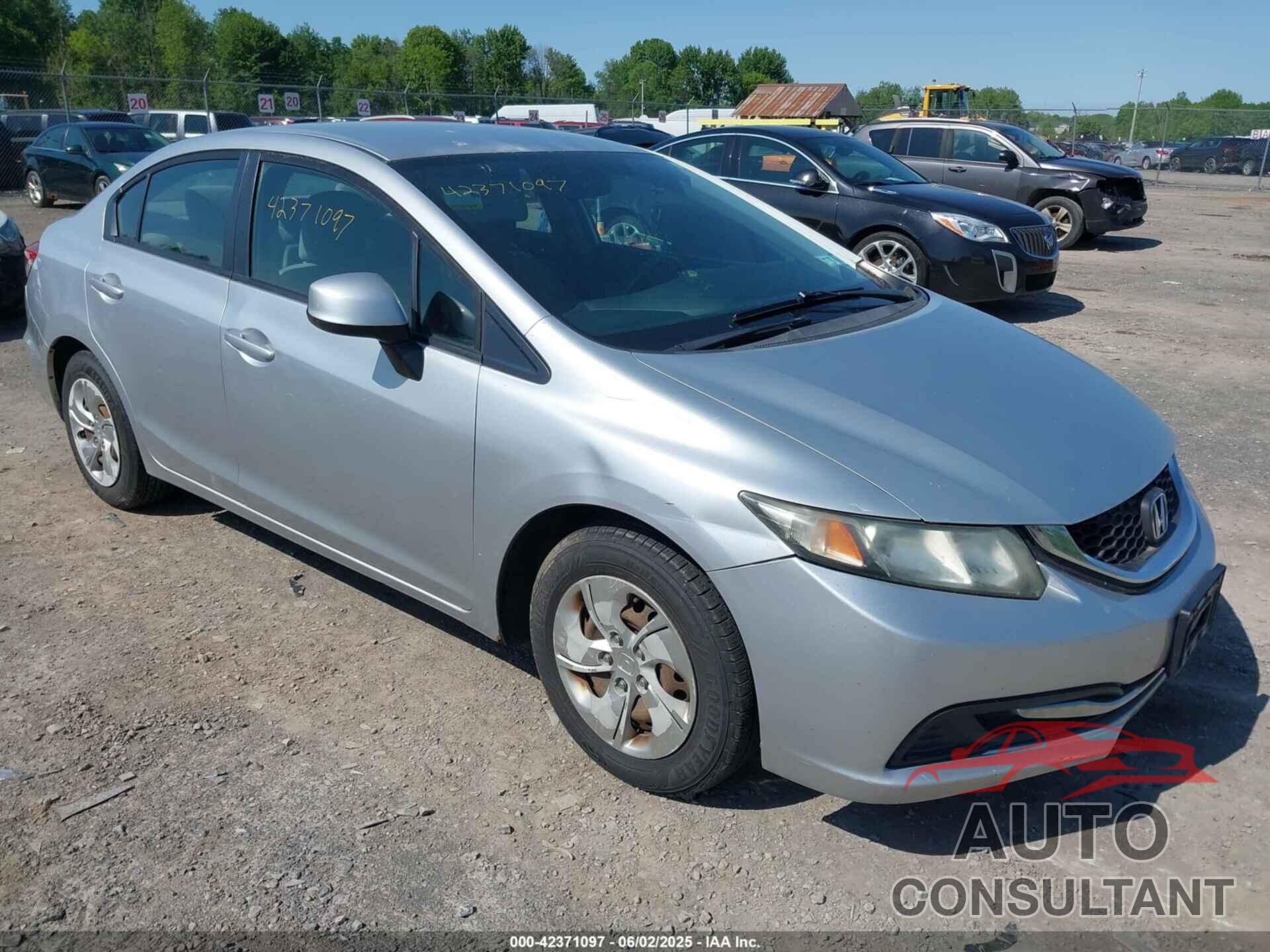 HONDA CIVIC 2013 - 2HGFB2F55DH565852