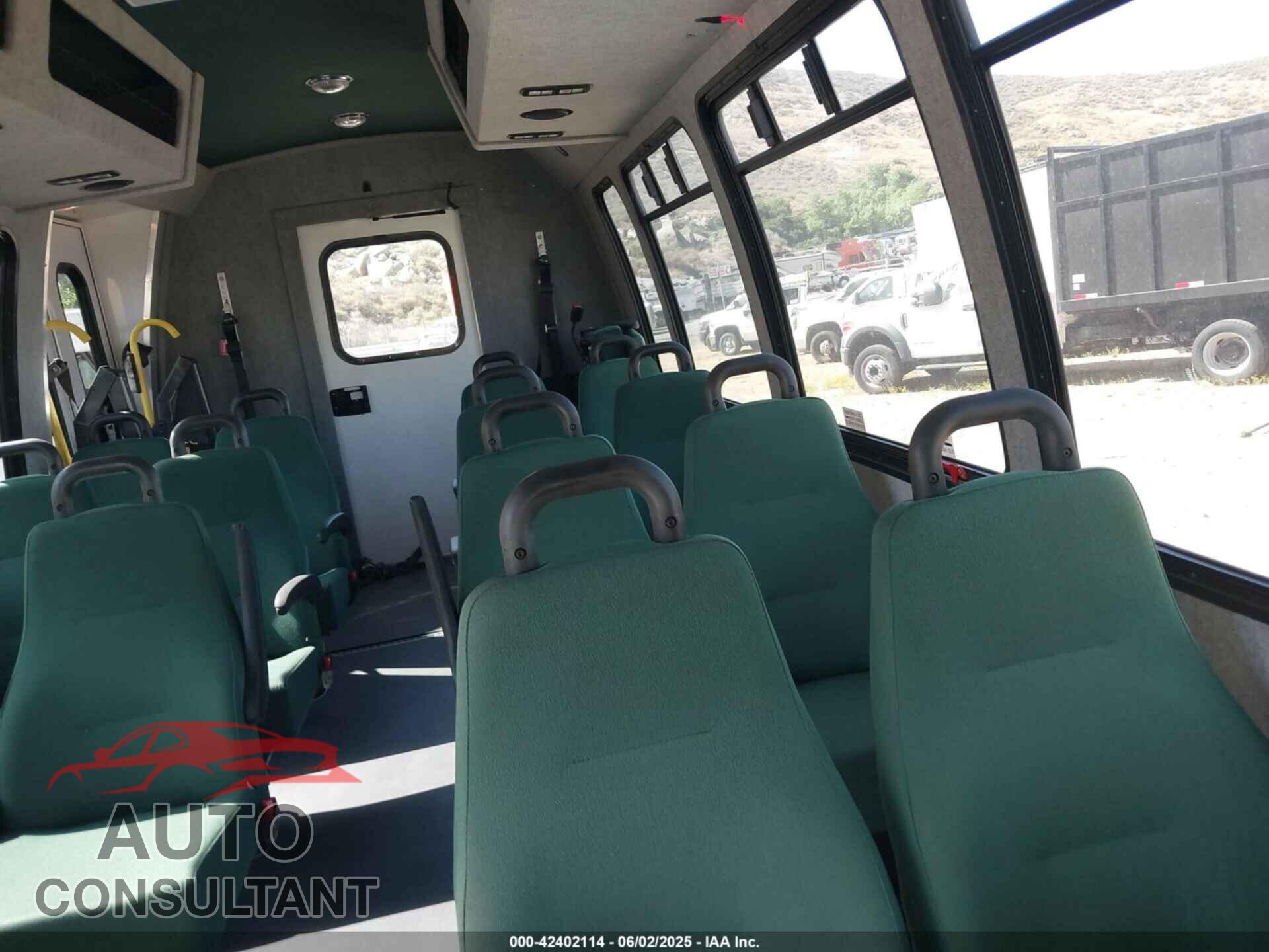 FORD E-450 CUTAWAY 2011 - 1FDXE4FS7BDB09062