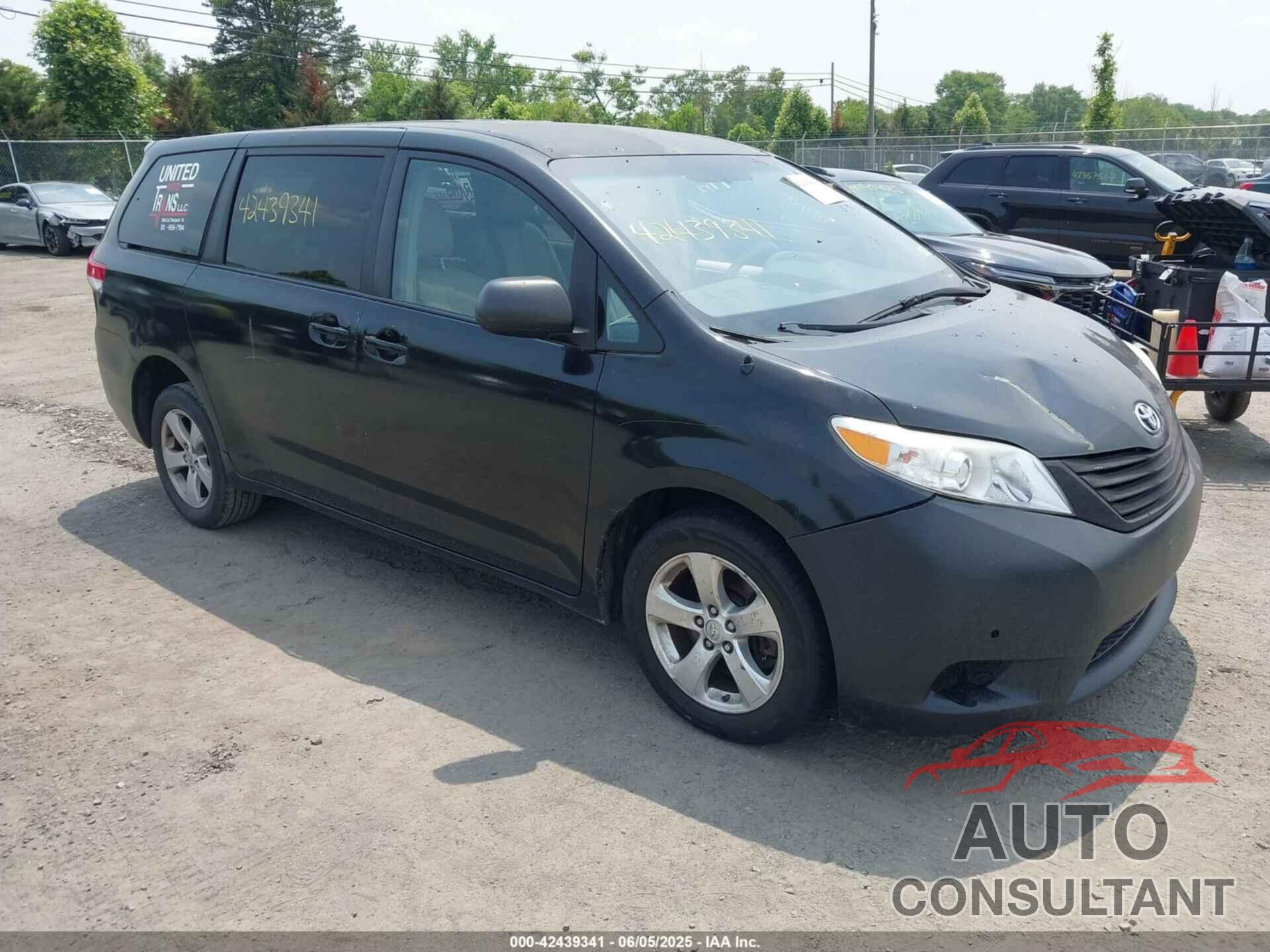 TOYOTA SIENNA 2014 - 5TDZK3DCXES450220