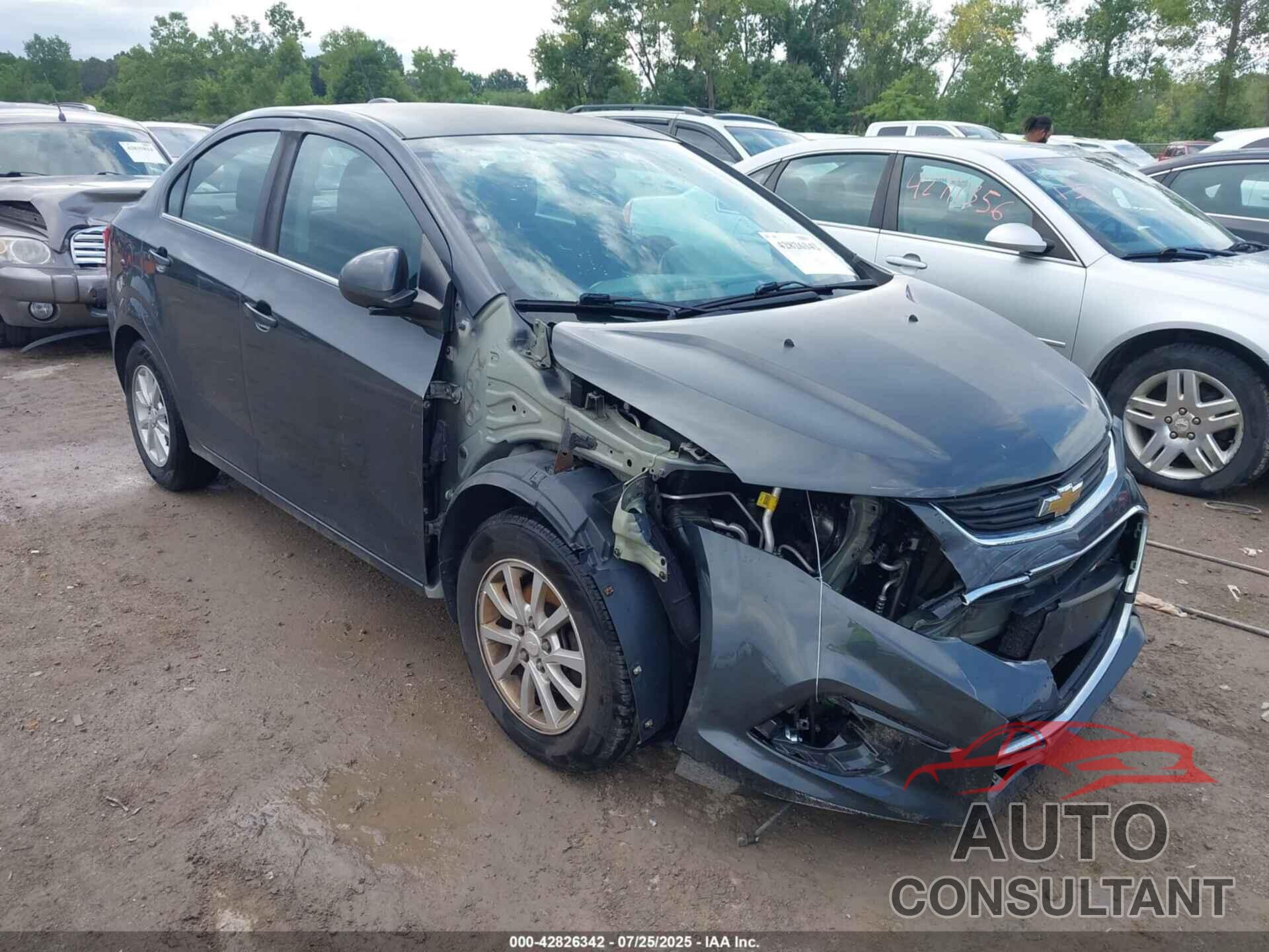 CHEVROLET SONIC 2017 - 1G1JD5SH6H4108838