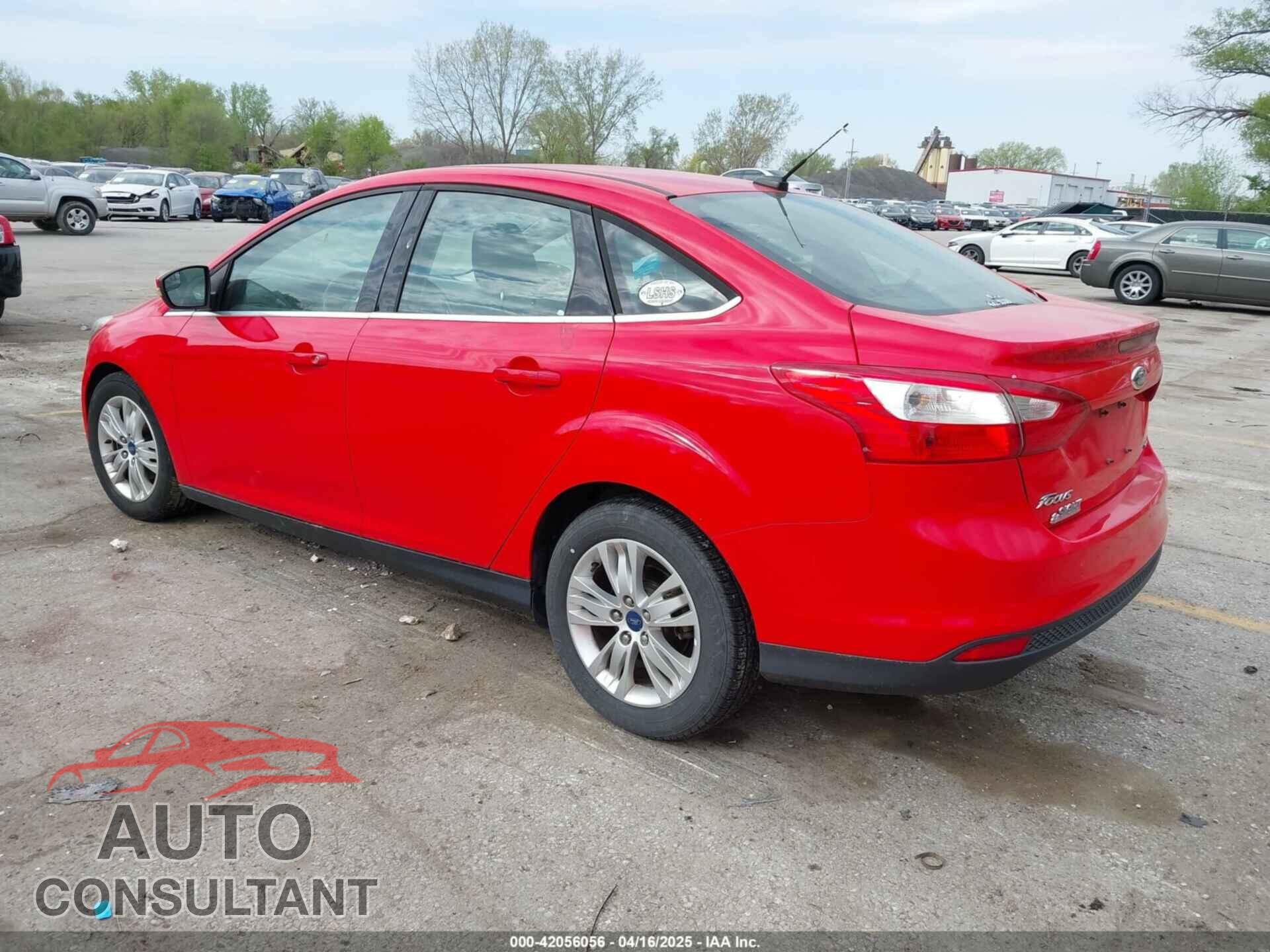 FORD FOCUS 2012 - 1FAHP3H27CL387807