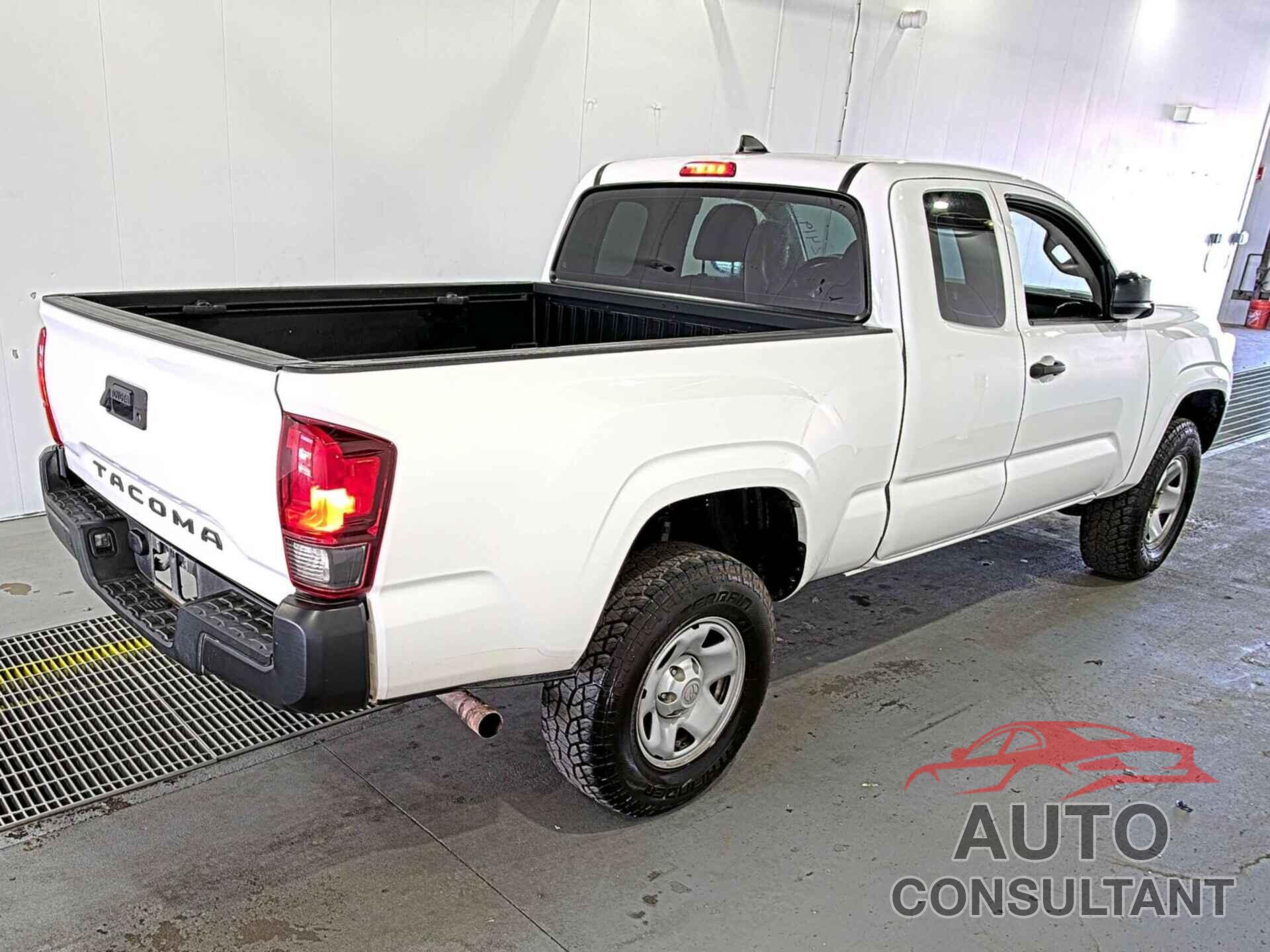 TOYOTA TACOMA 2018 - 5TFRX5GN1JX127091
