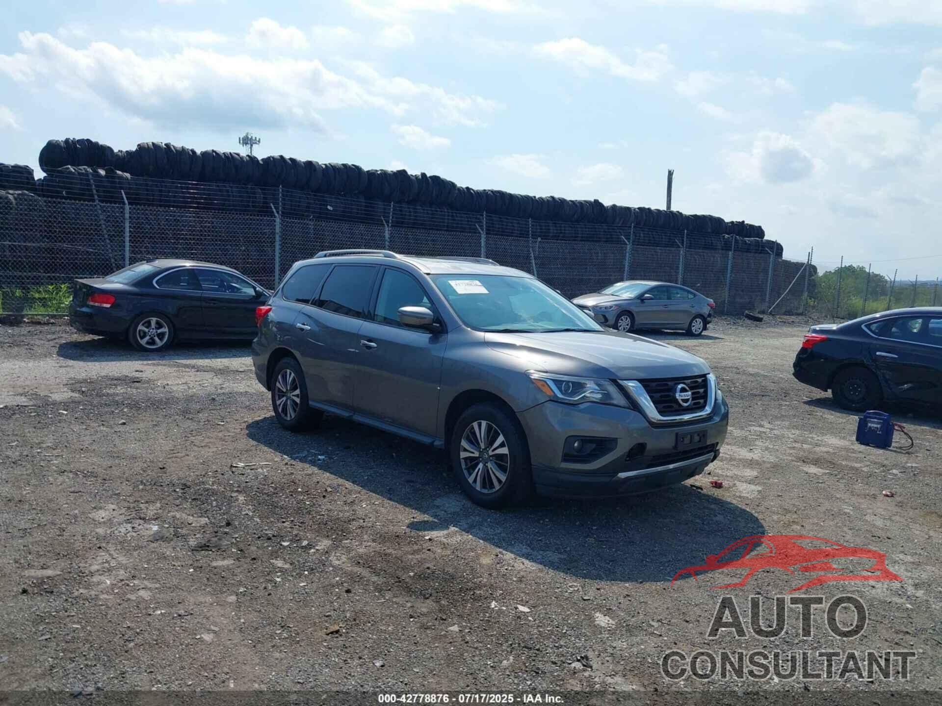 NISSAN PATHFINDER 2017 - 5N1DR2MM8HC665153
