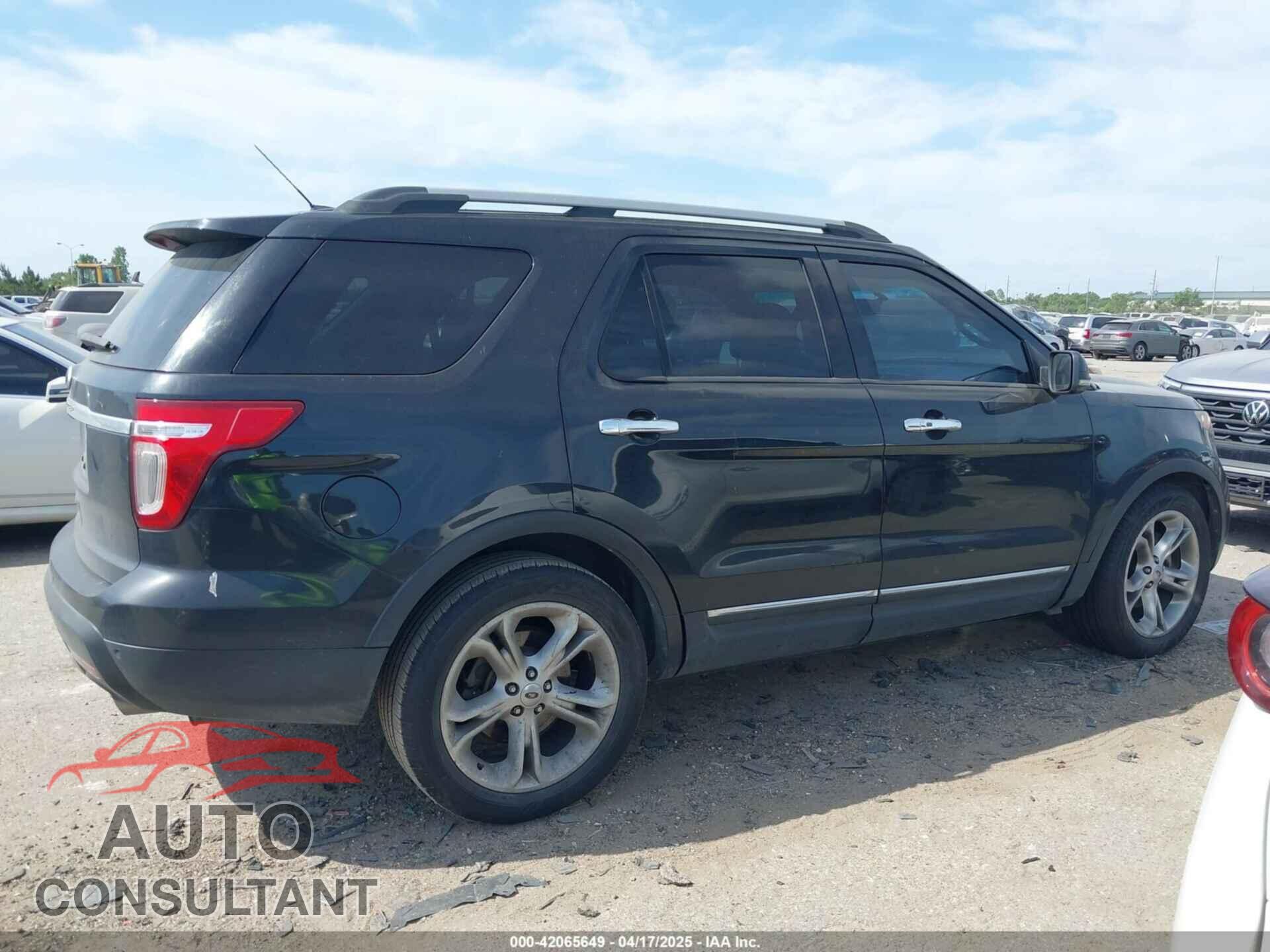 FORD EXPLORER 2011 - 1FMHK7F85BGA55729