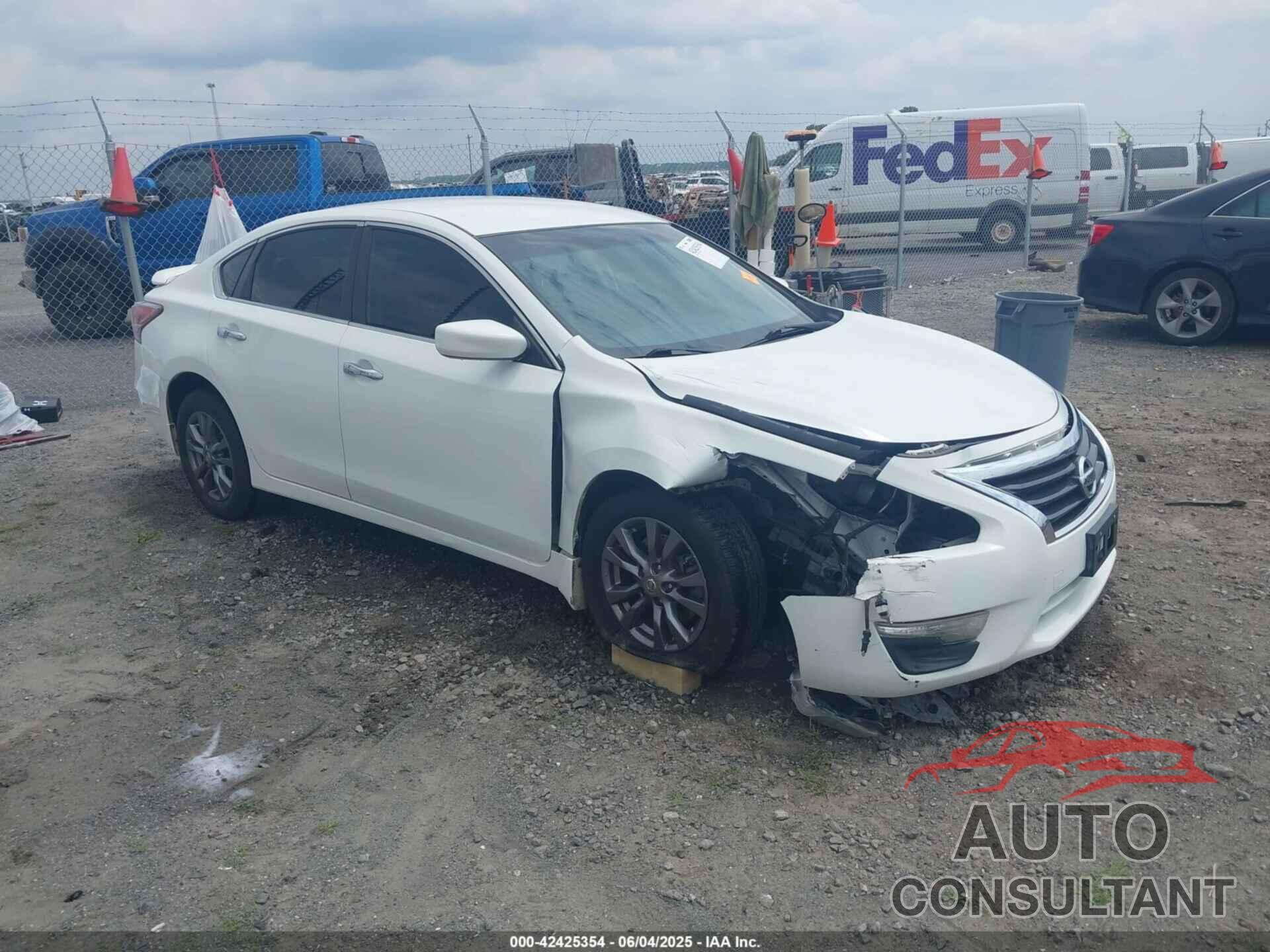 NISSAN ALTIMA 2015 - 1N4AL3AP4FC253084