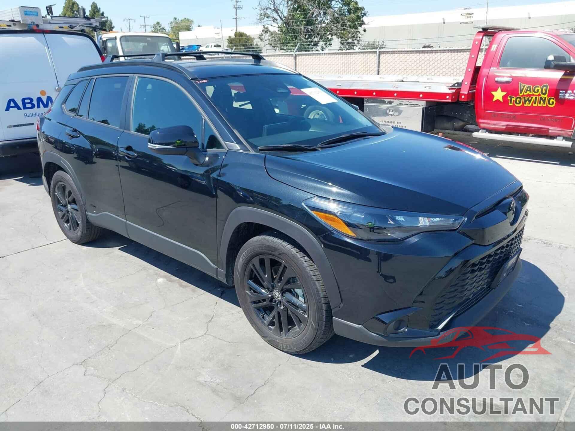 TOYOTA COROLLA CROSS HYBRID 2024 - 7MUFBABG9RV030523