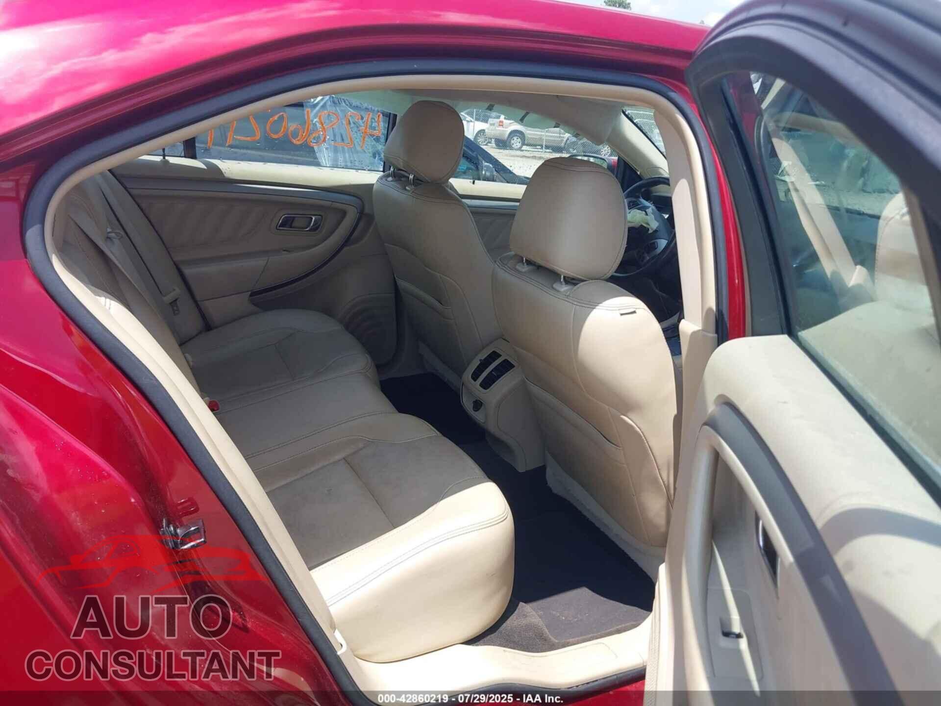 FORD TAURUS 2015 - 1FAHP2E89FG164619