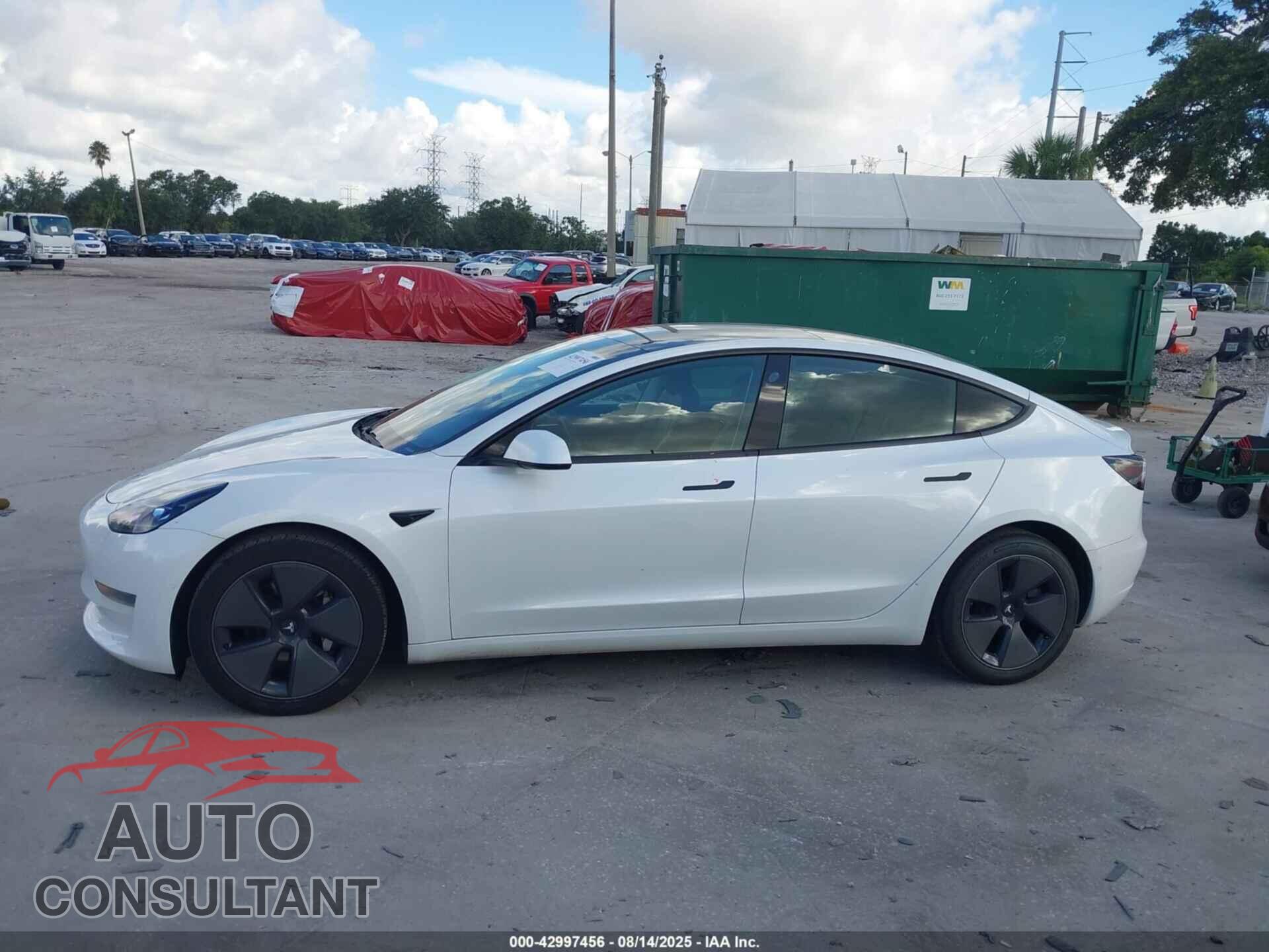 TESLA MODEL 3 2021 - 5YJ3E1EB0MF978973