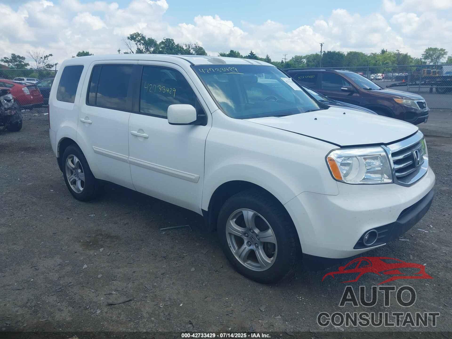 HONDA PILOT 2015 - 5FNYF4H5XFB020596