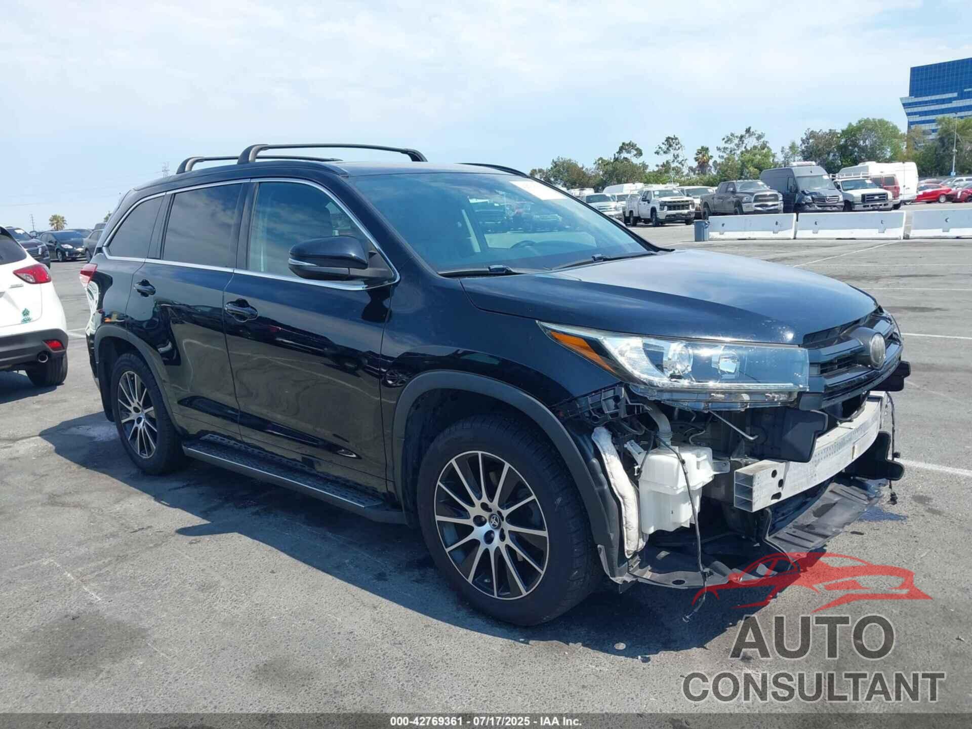 TOYOTA HIGHLANDER 2018 - 5TDKZRFH6JS544954