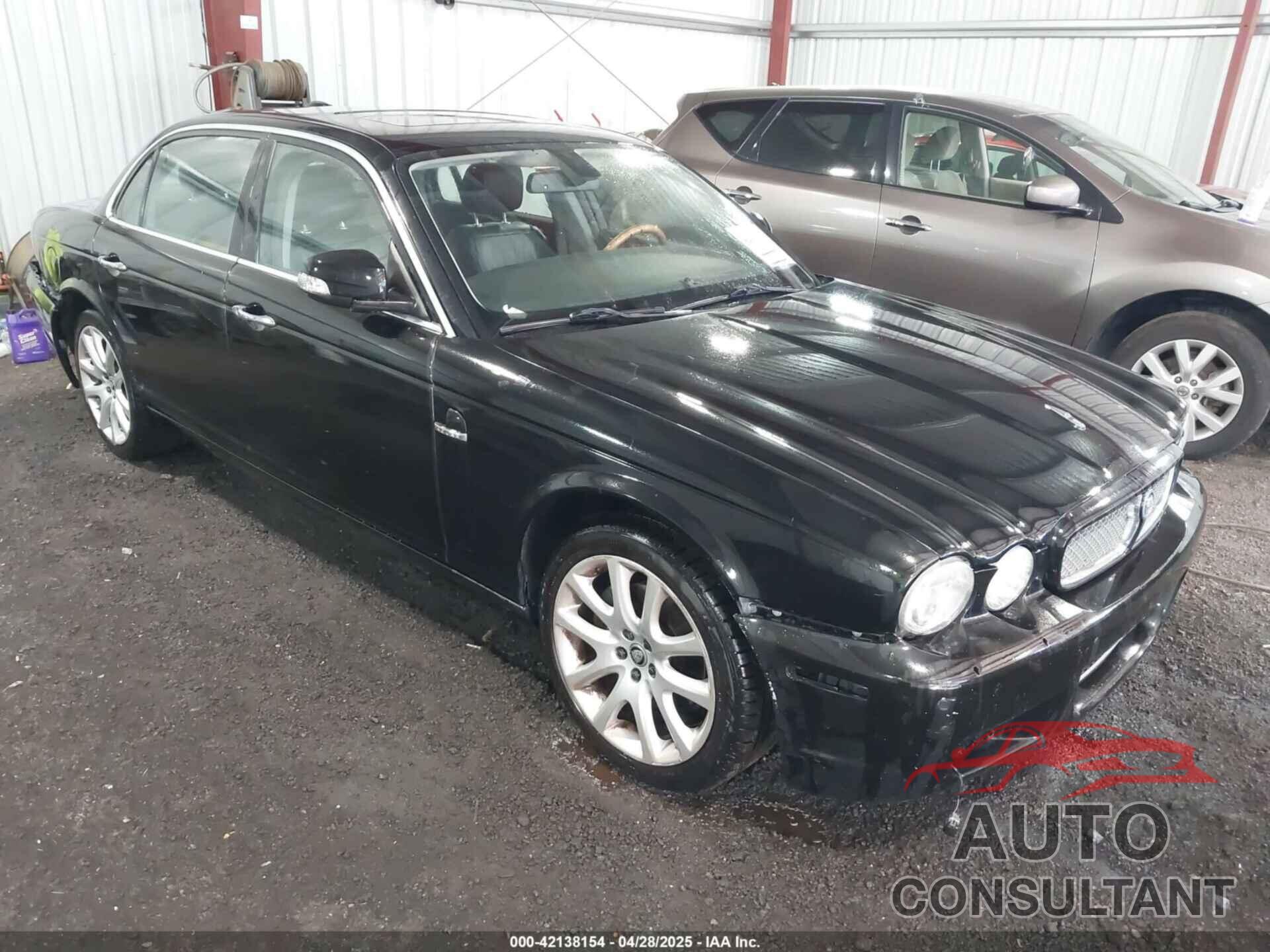 JAGUAR XJ 2009 - SAJWA79B29SH31572