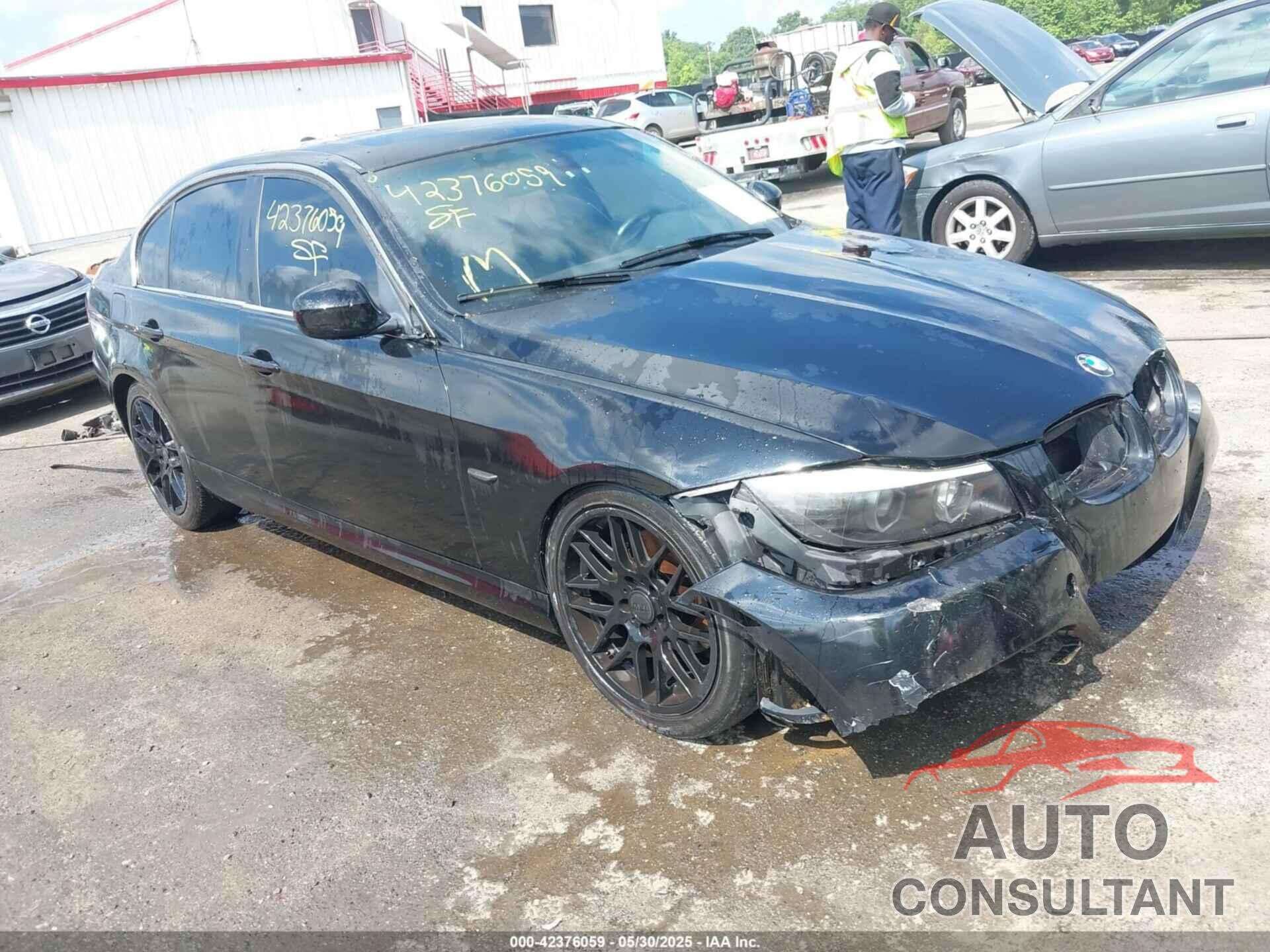 BMW 328I 2011 - WBAPH5G55BNM81646