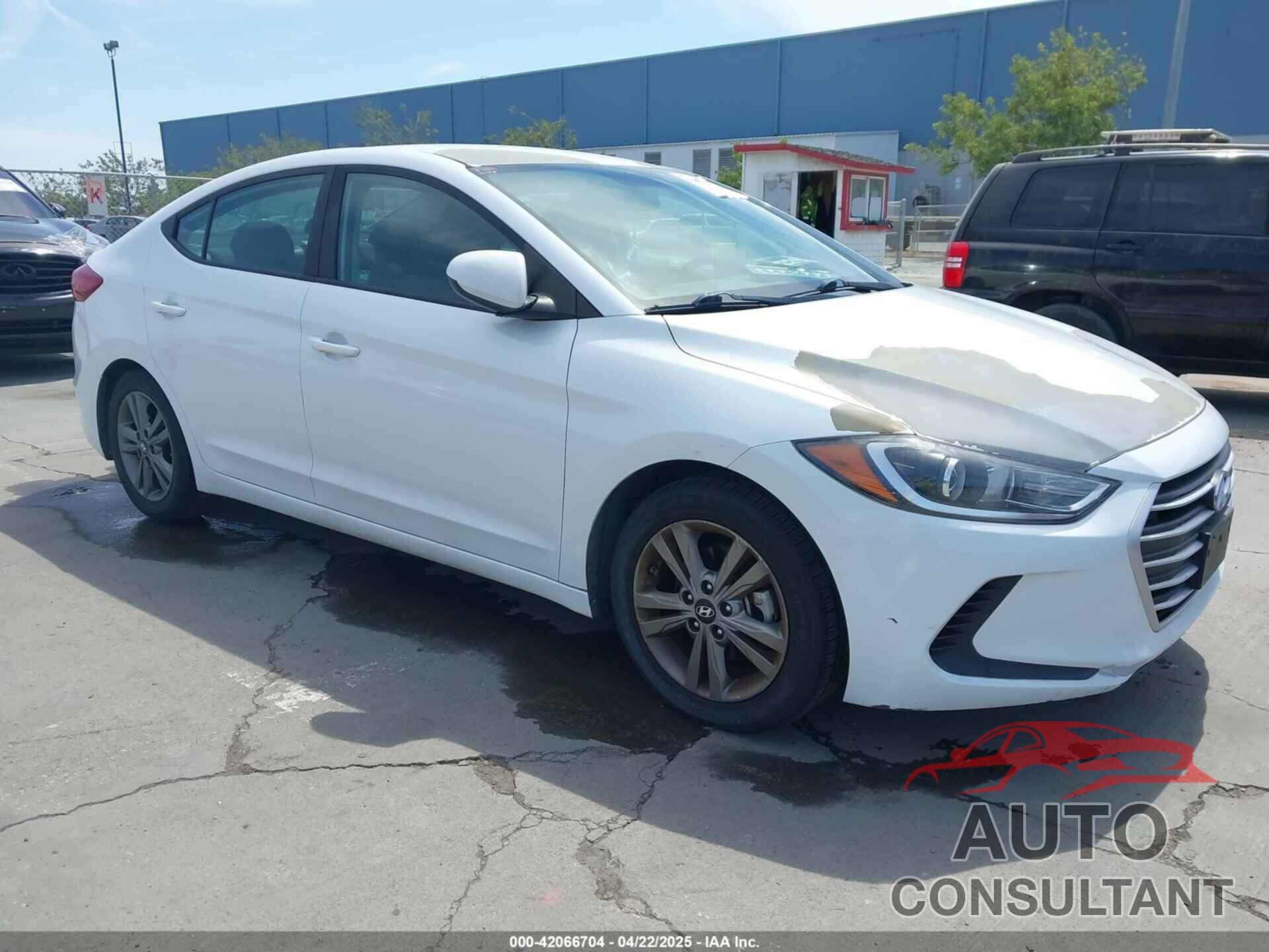 HYUNDAI ELANTRA 2018 - 5NPD84LF7JH328523