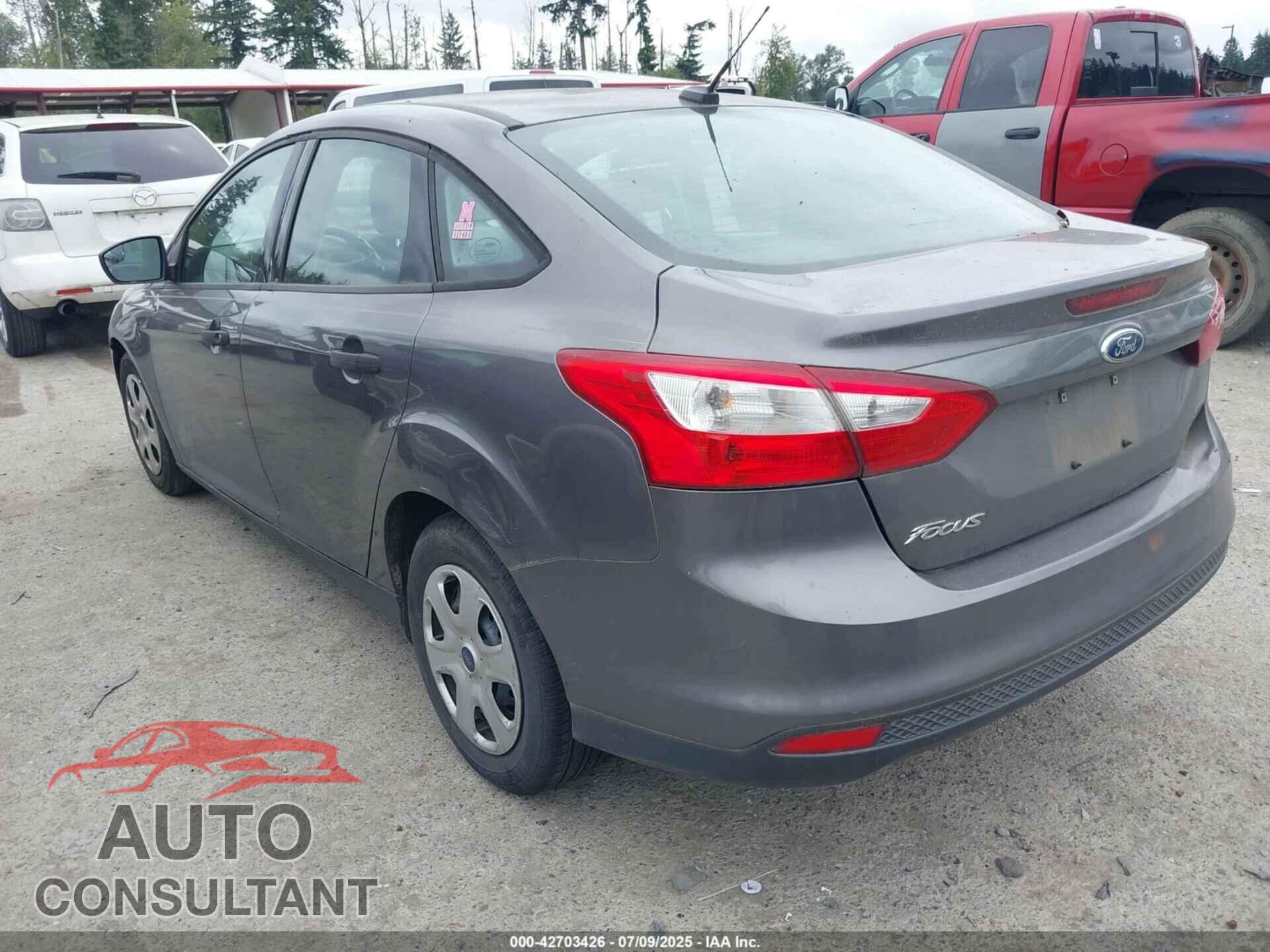 FORD FOCUS 2012 - 1FAHP3E28CL263128