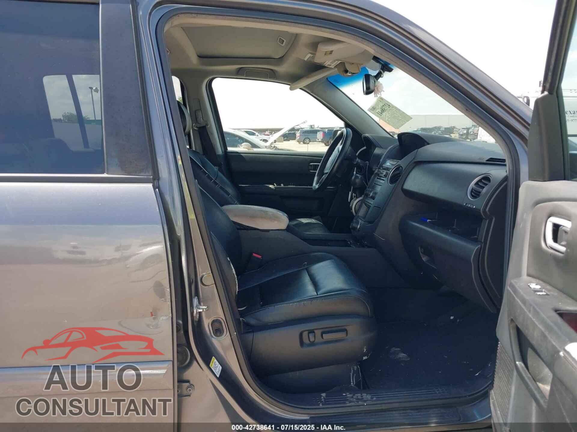 HONDA PILOT 2012 - 5FNYF3H60CB027653