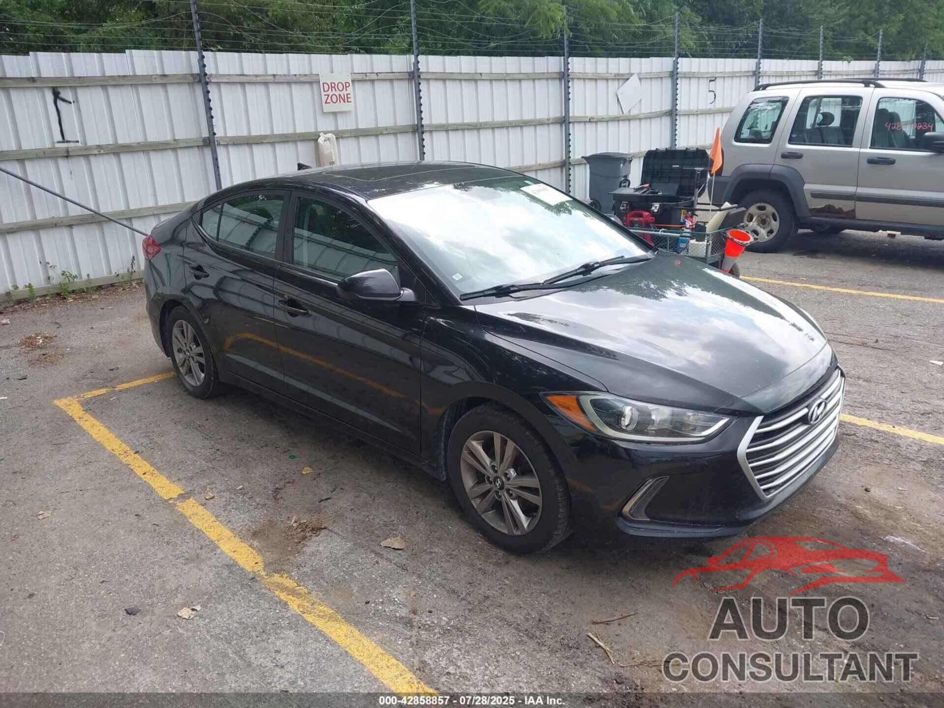 HYUNDAI ELANTRA 2017 - KMHD84LF7HU361064