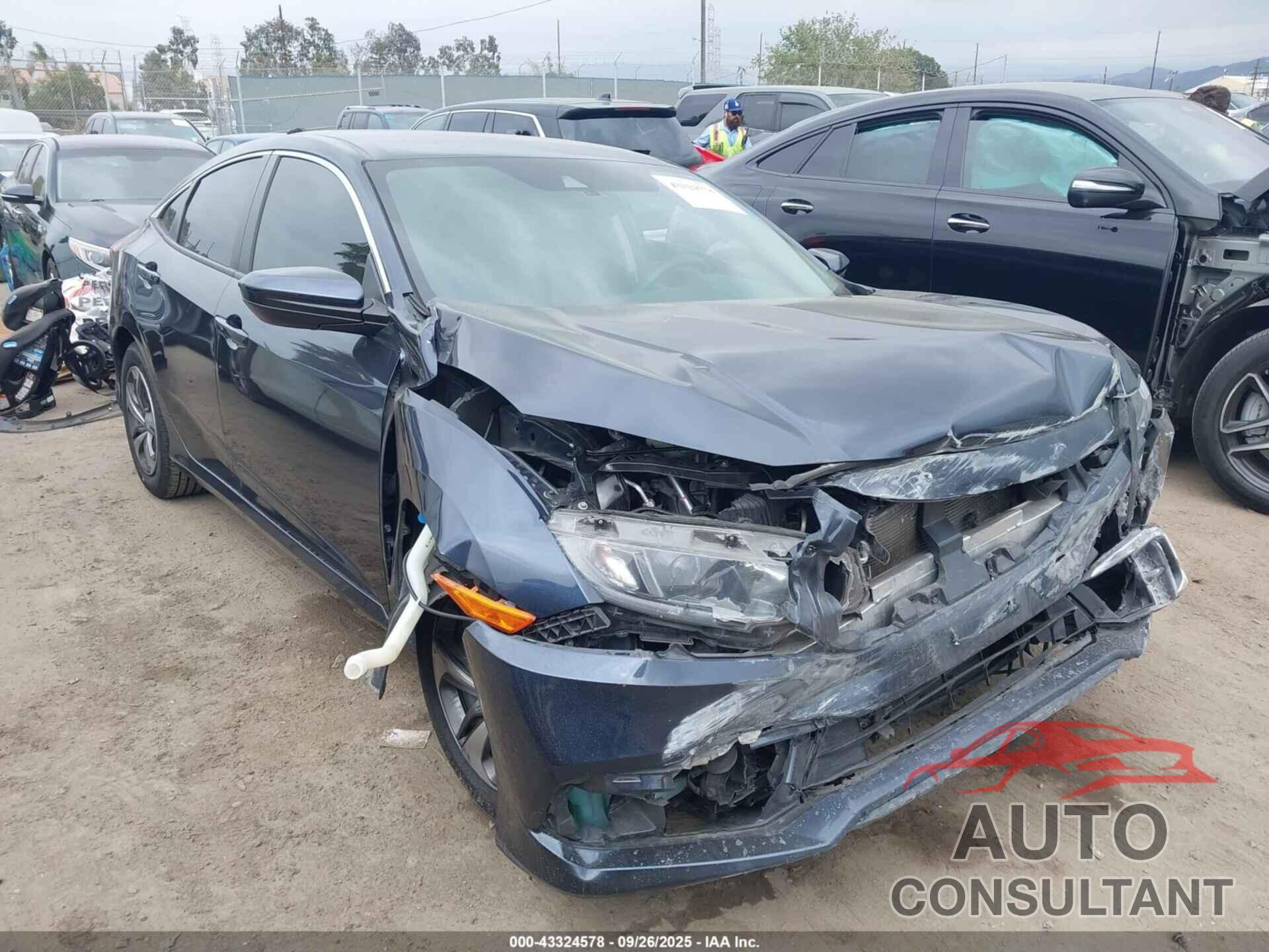 HONDA CIVIC 2019 - 2HGFC2F65KH522387