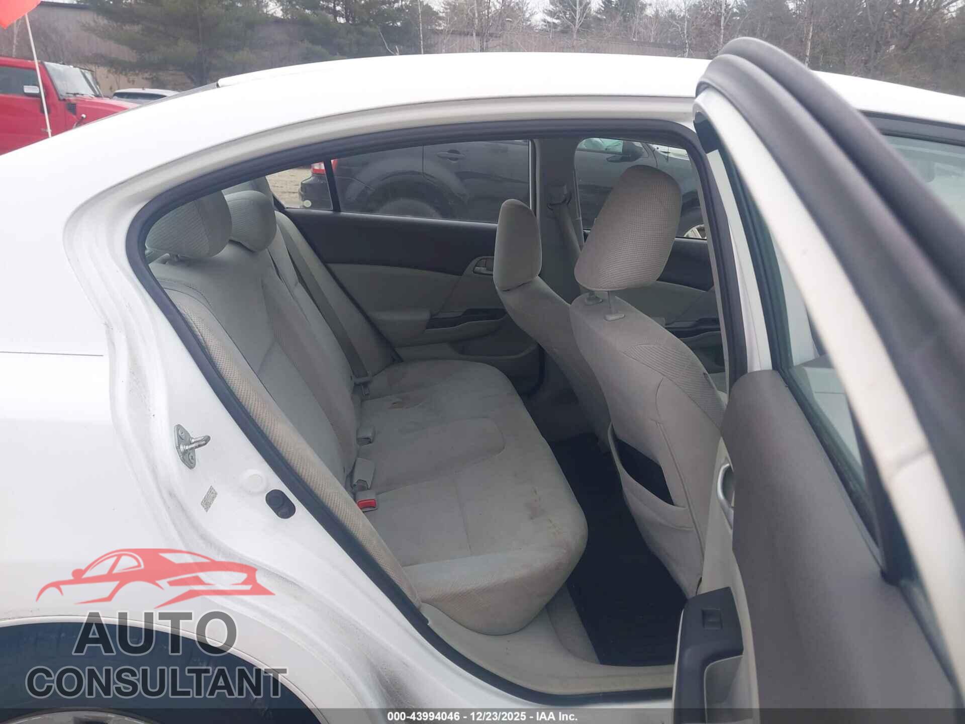 HONDA CIVIC 2012 - 2HGFB2F57CH311946