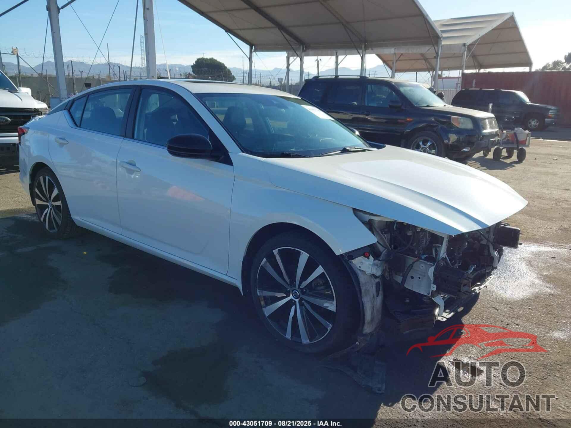 NISSAN ALTIMA 2020 - 1N4BL4CV4LN305531