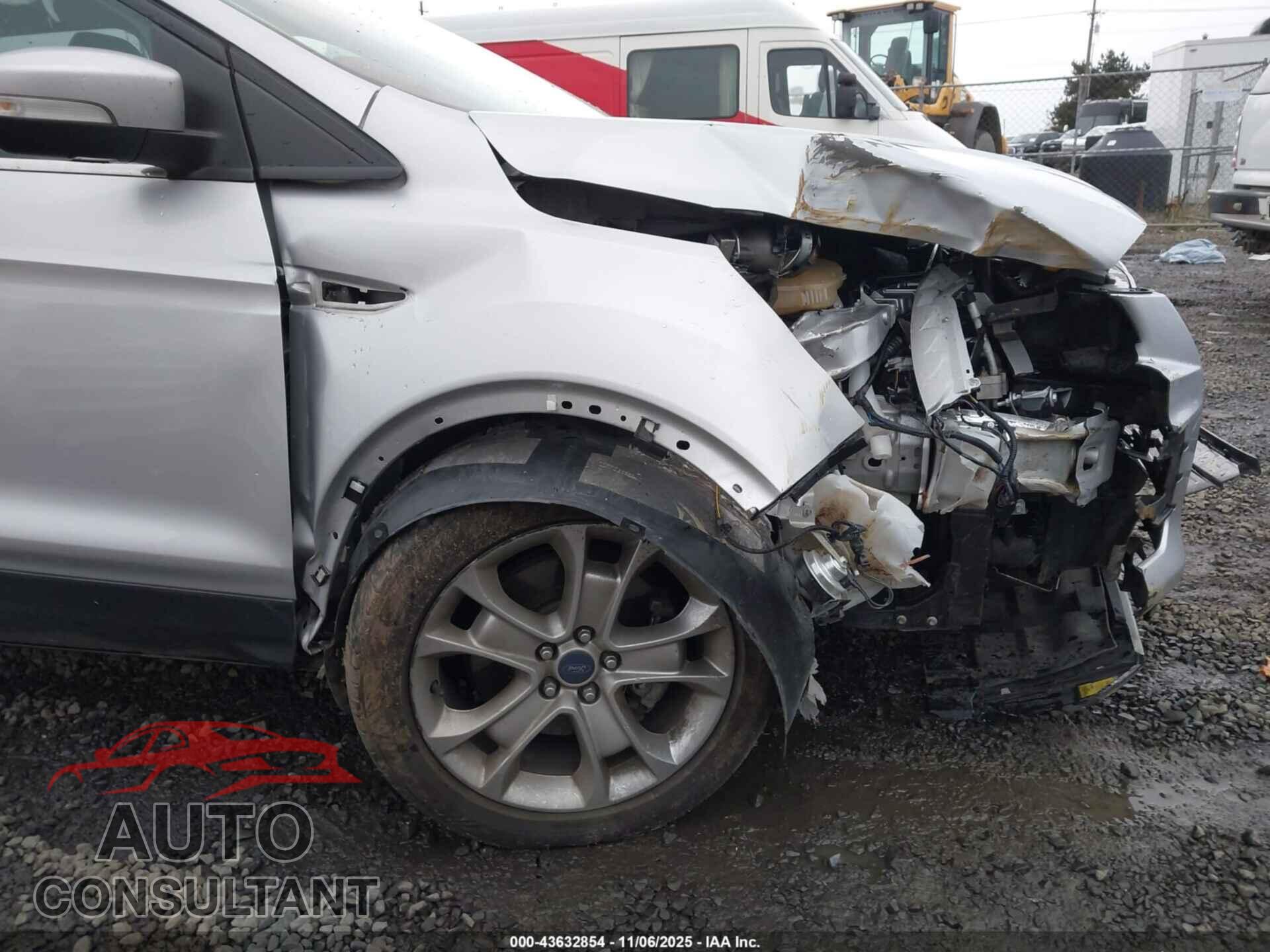 FORD ESCAPE 2014 - 1FMCU9J90EUC37988