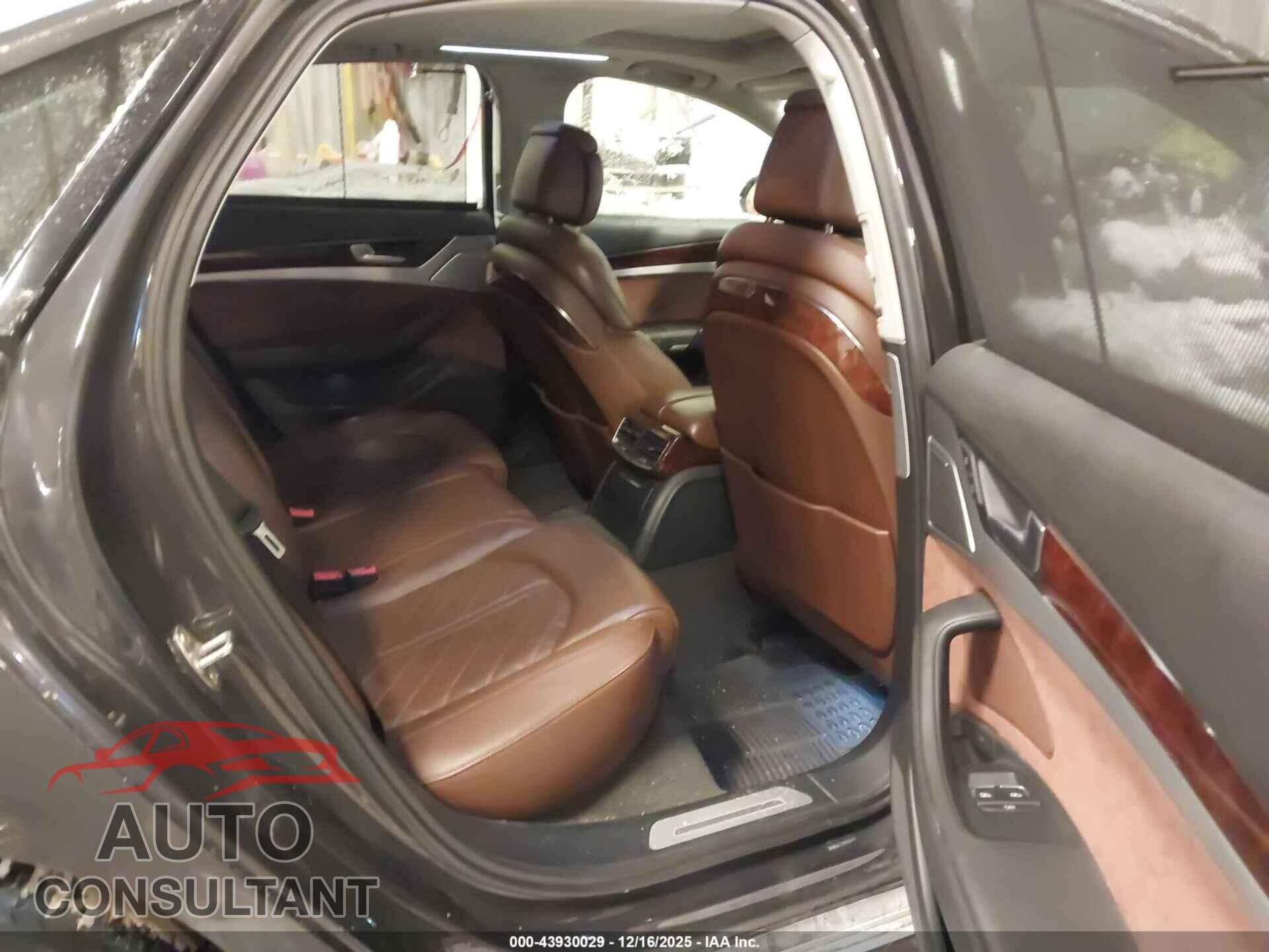 AUDI A8 2012 - WAUCVAFD8CN021259