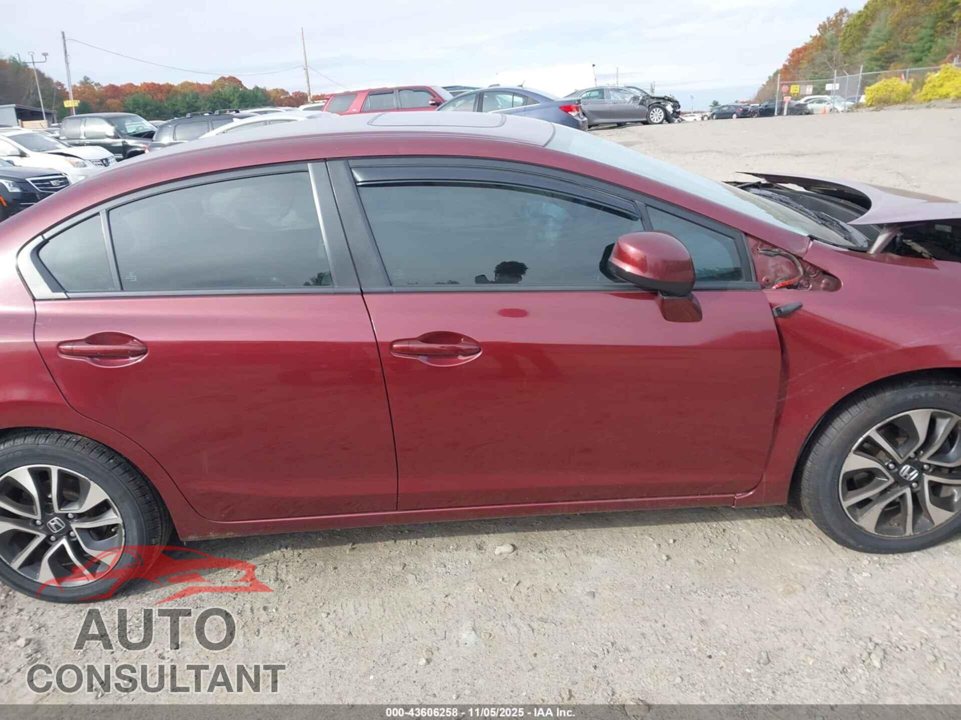HONDA CIVIC 2013 - 2HGFB2F83DH557677