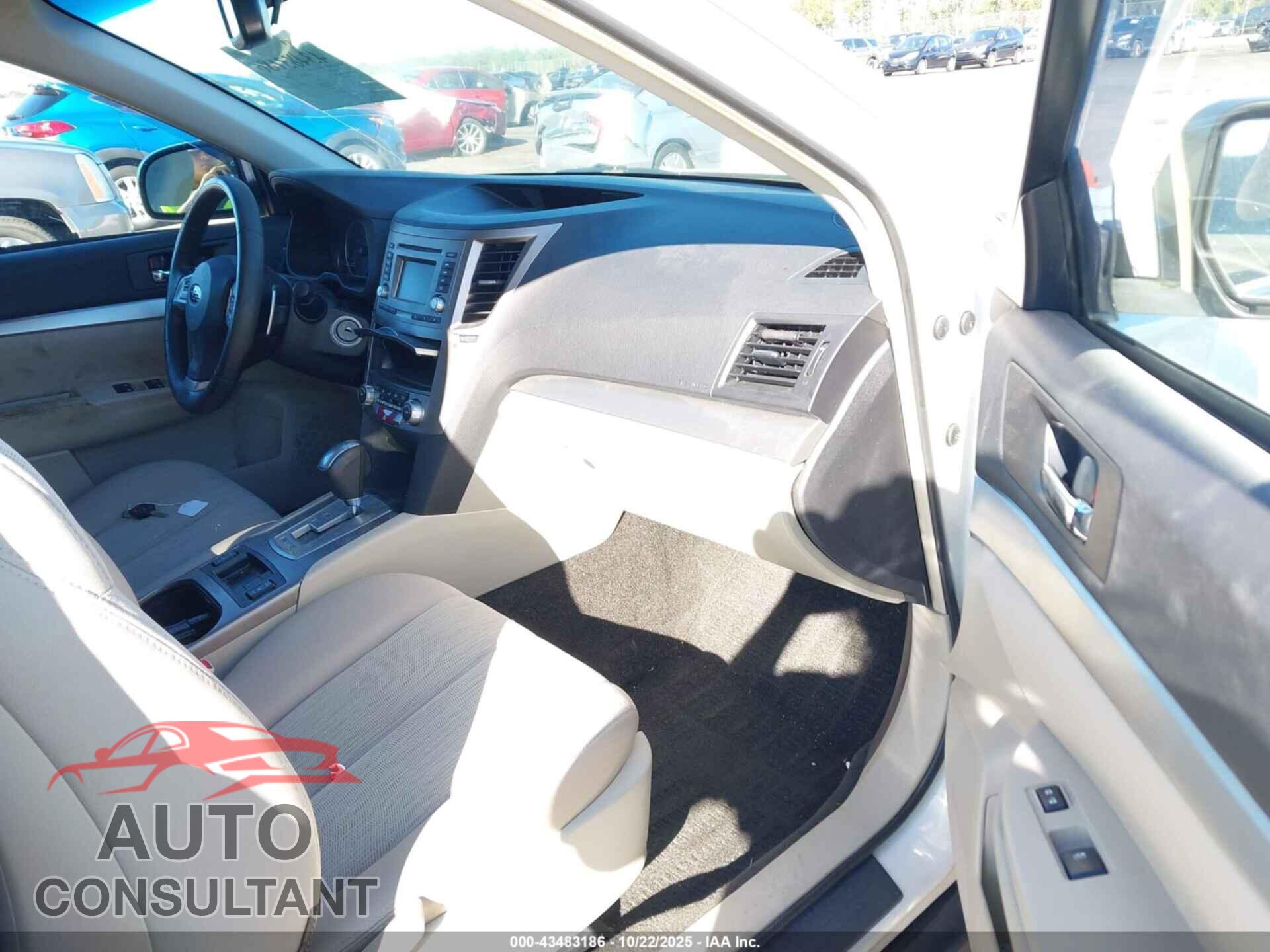 SUBARU OUTBACK 2014 - 4S4BRBDC0E3218472