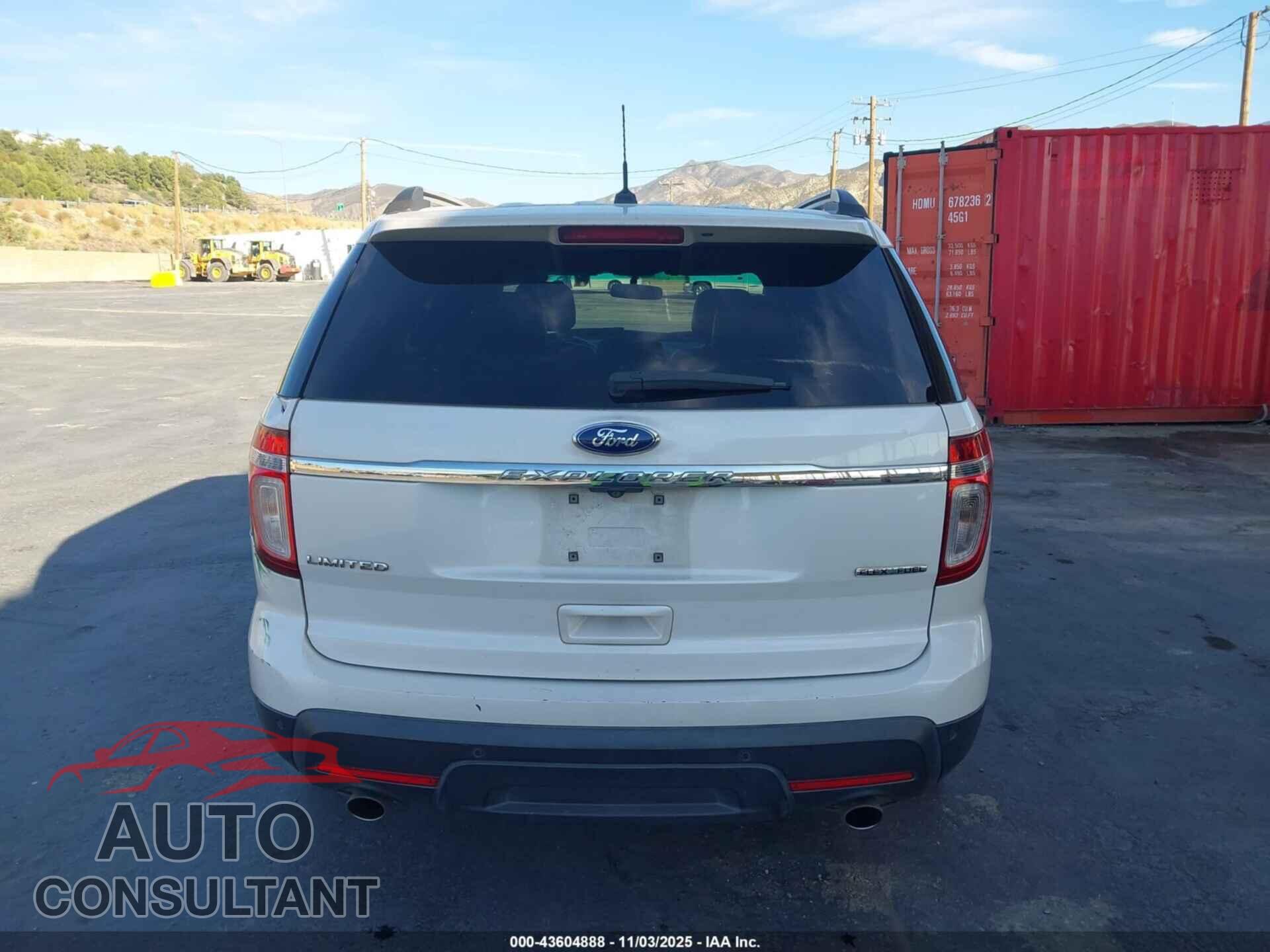 FORD EXPLORER 2013 - 1FM5K7F82DGC72015