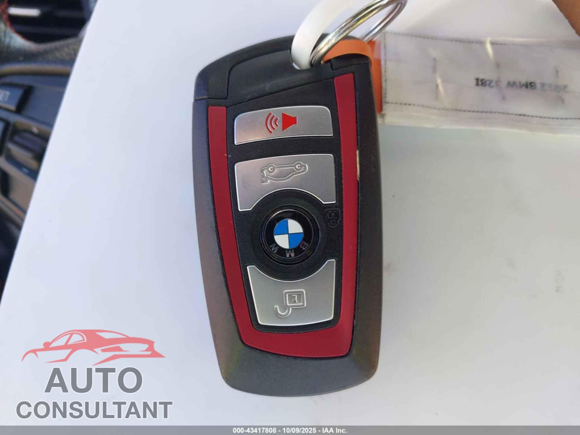 BMW 328I 2016 - WBA8E9G59GNU30100