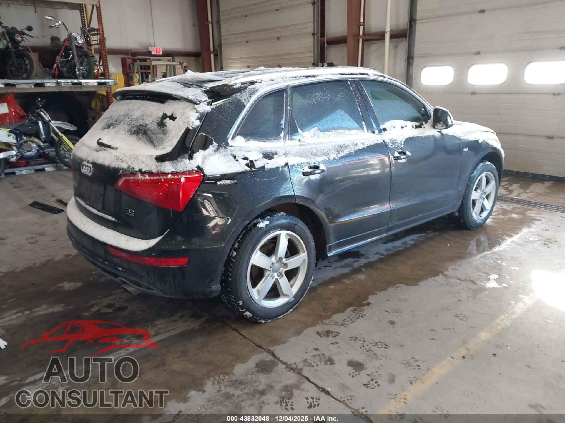 AUDI Q5 2011 - WA1DKAFP5BA006826