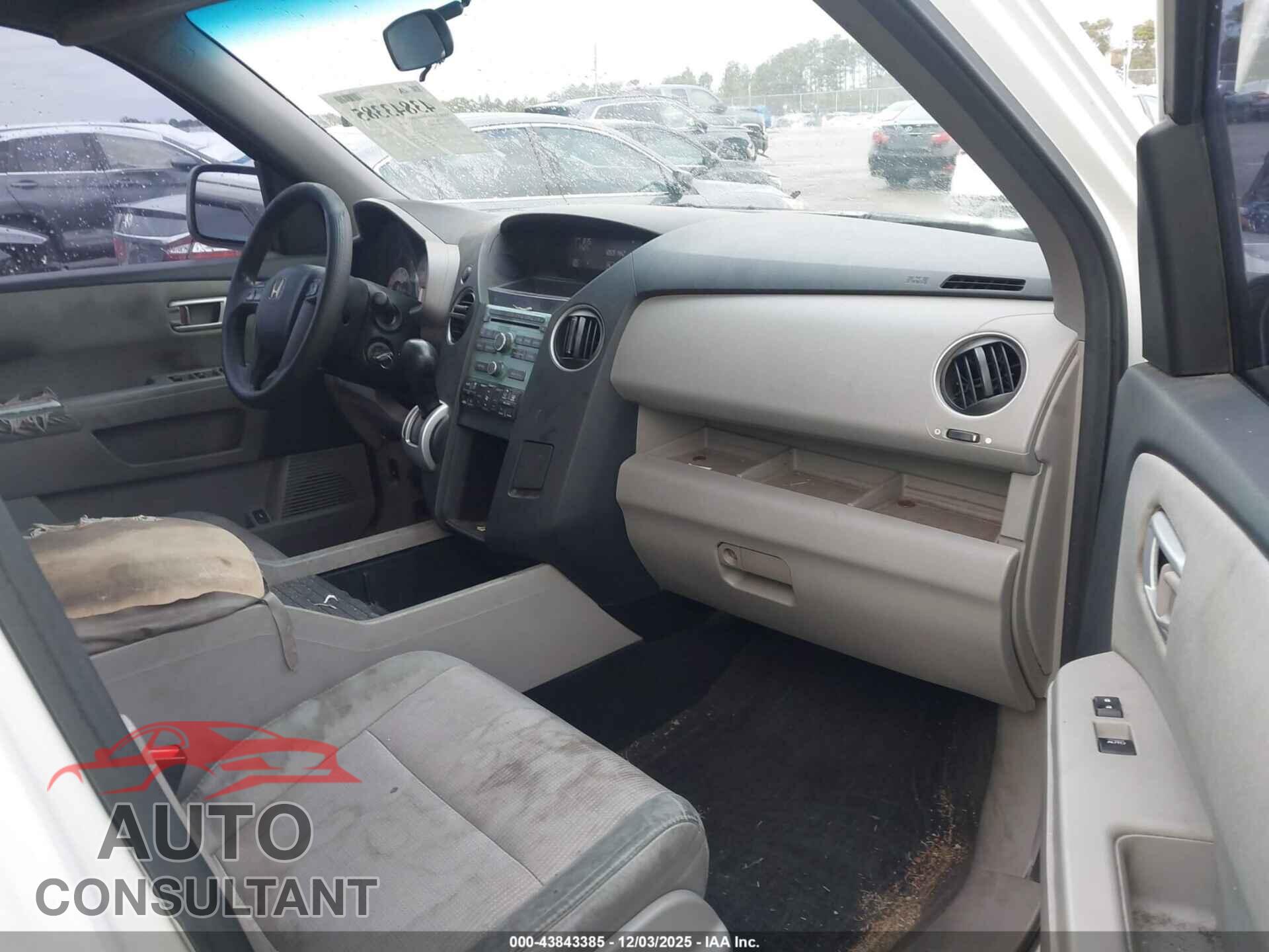 HONDA PILOT 2011 - 5FNYF3H46BB003368