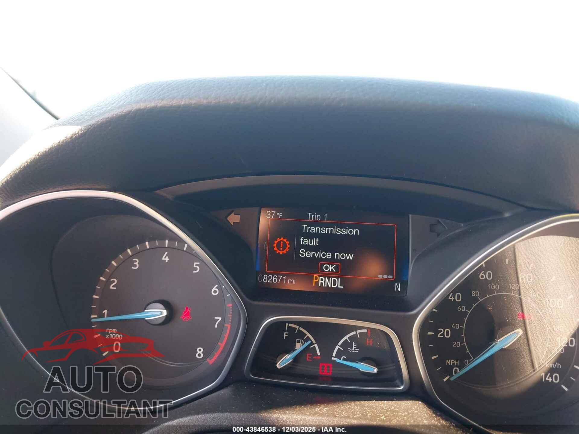 FORD FOCUS 2015 - 1FADP3F22FL259805