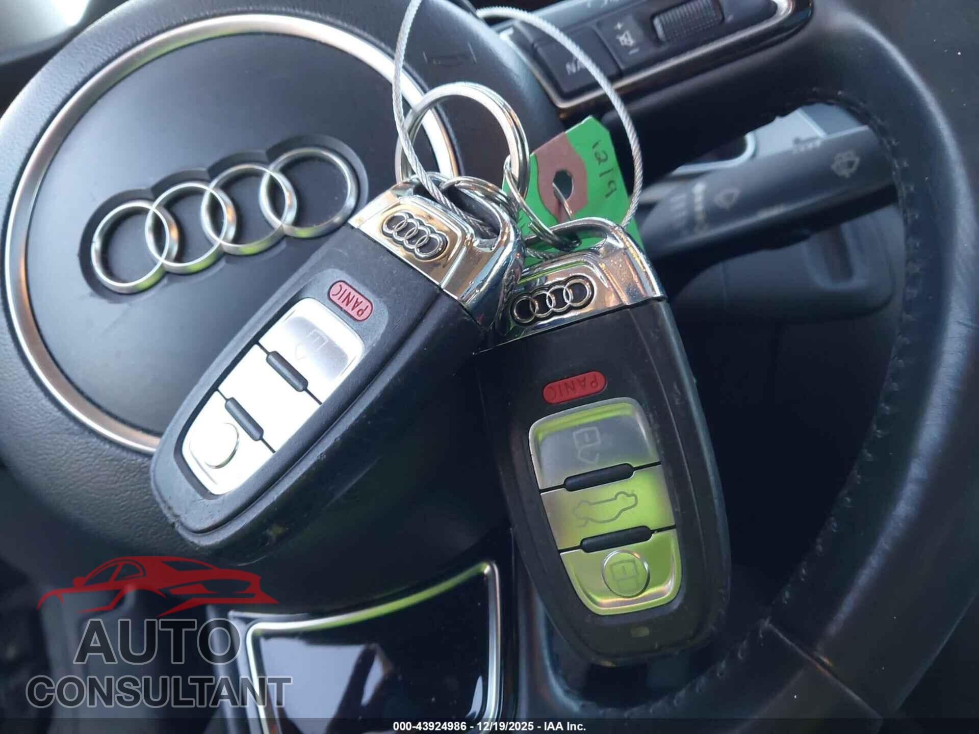 AUDI A5 2014 - WAUCFAFR2EA058763