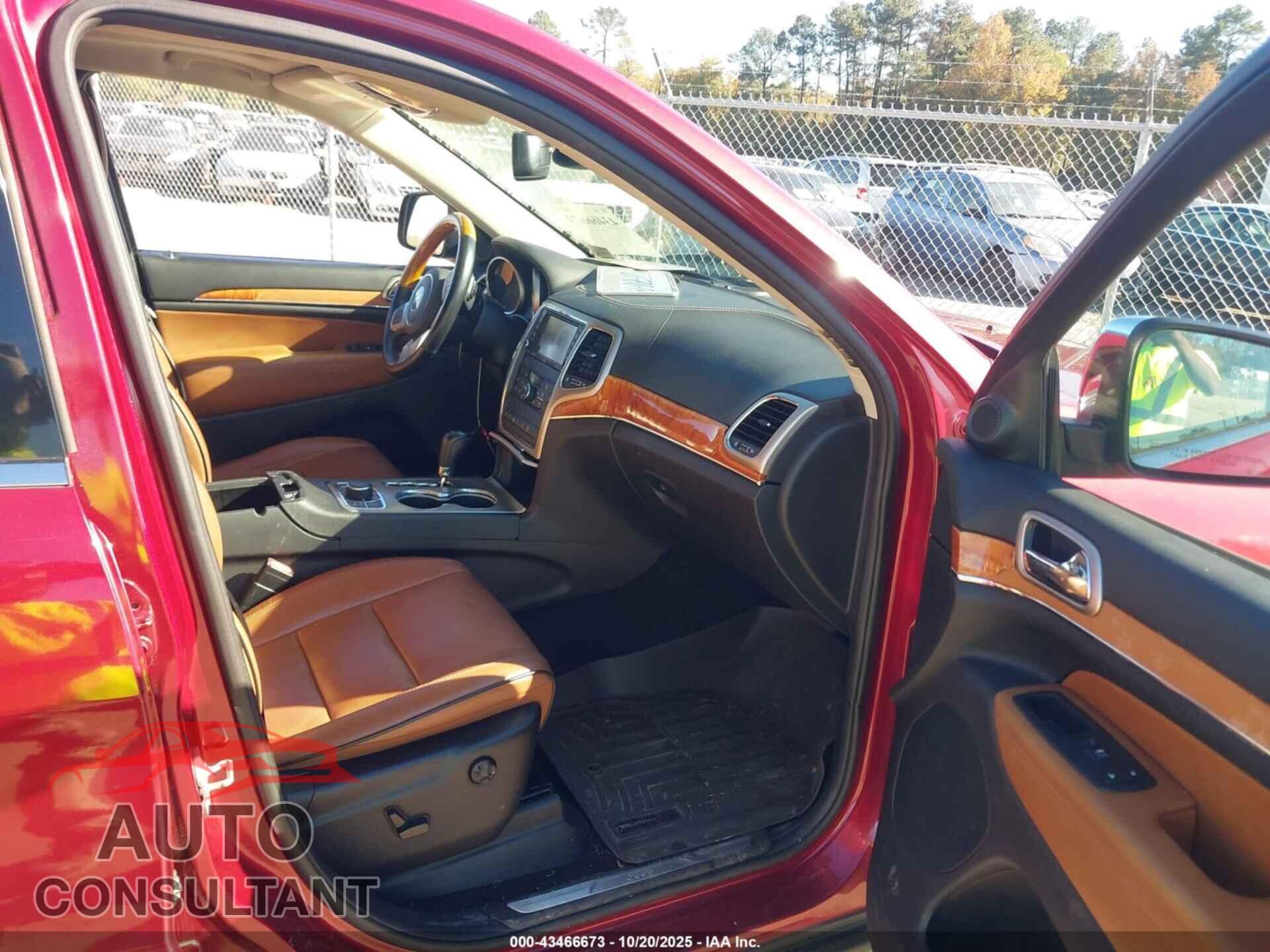 JEEP GRAND CHEROKEE 2013 - 1C4RJFCTXDC525357