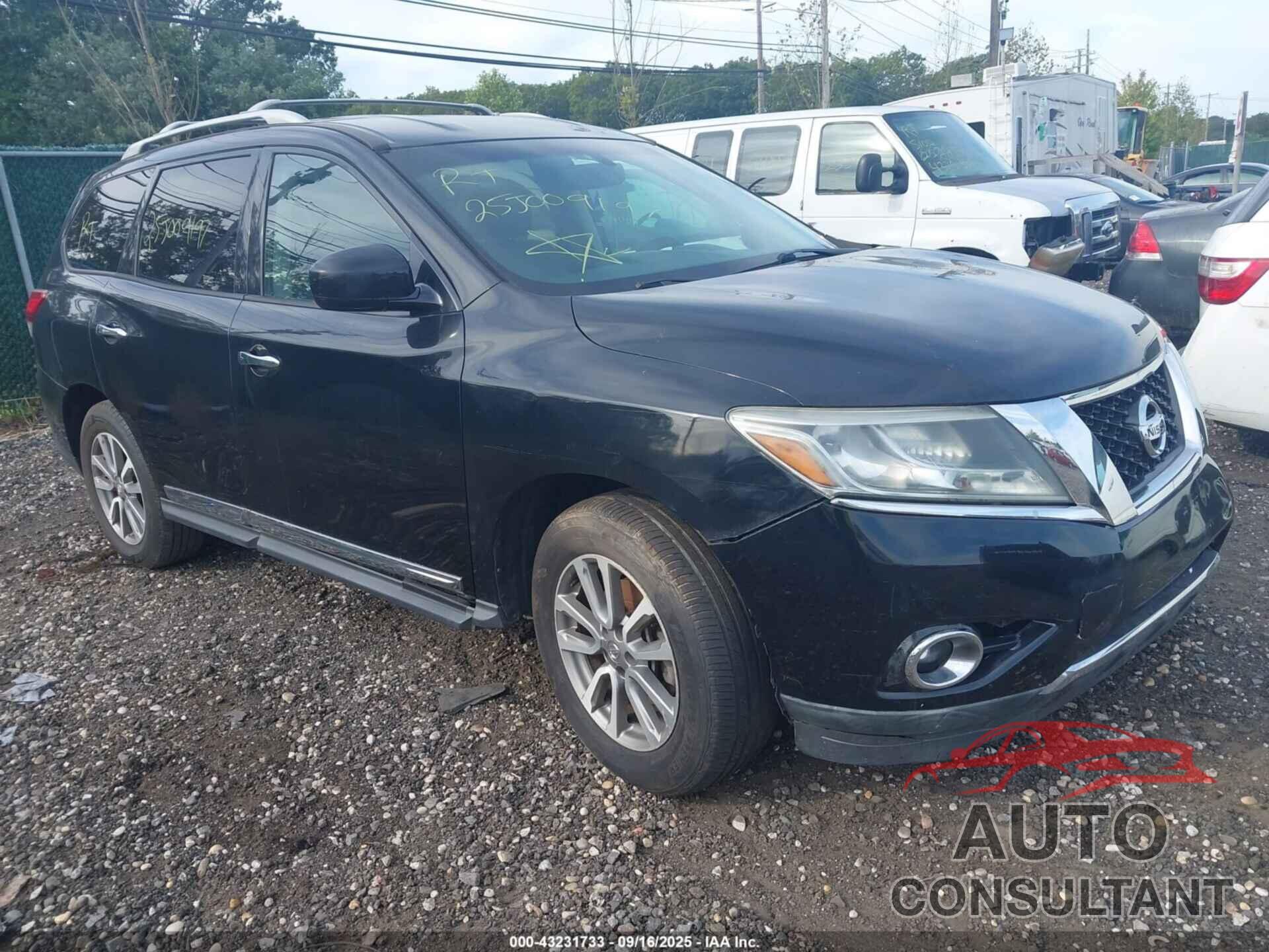 NISSAN PATHFINDER 2013 - 5N1AR2MM4DC601205
