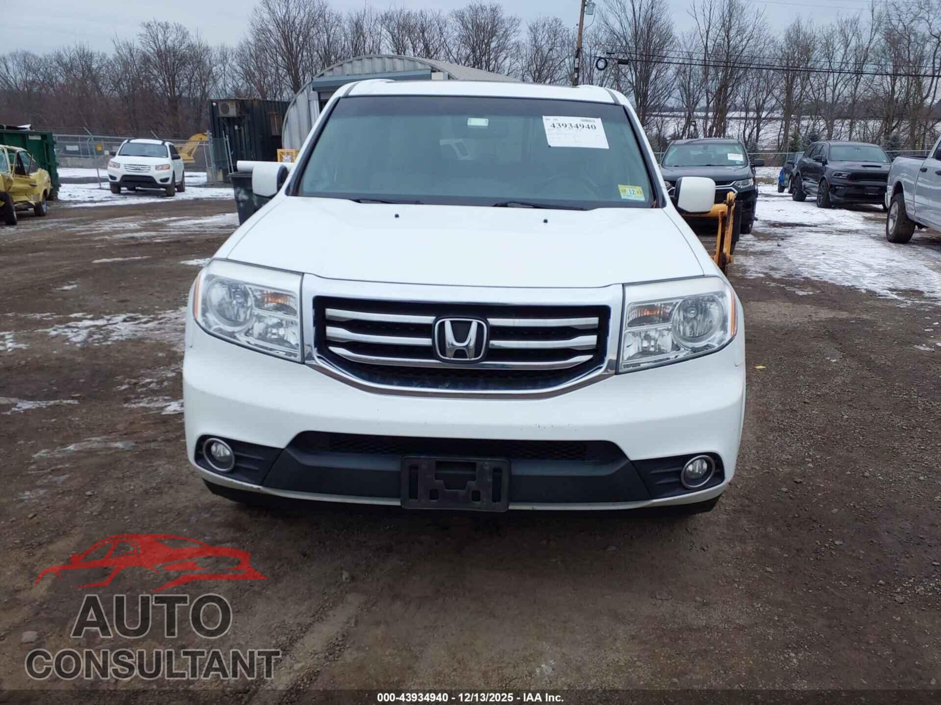 HONDA PILOT 2013 - 5FNYF4H54DB074019