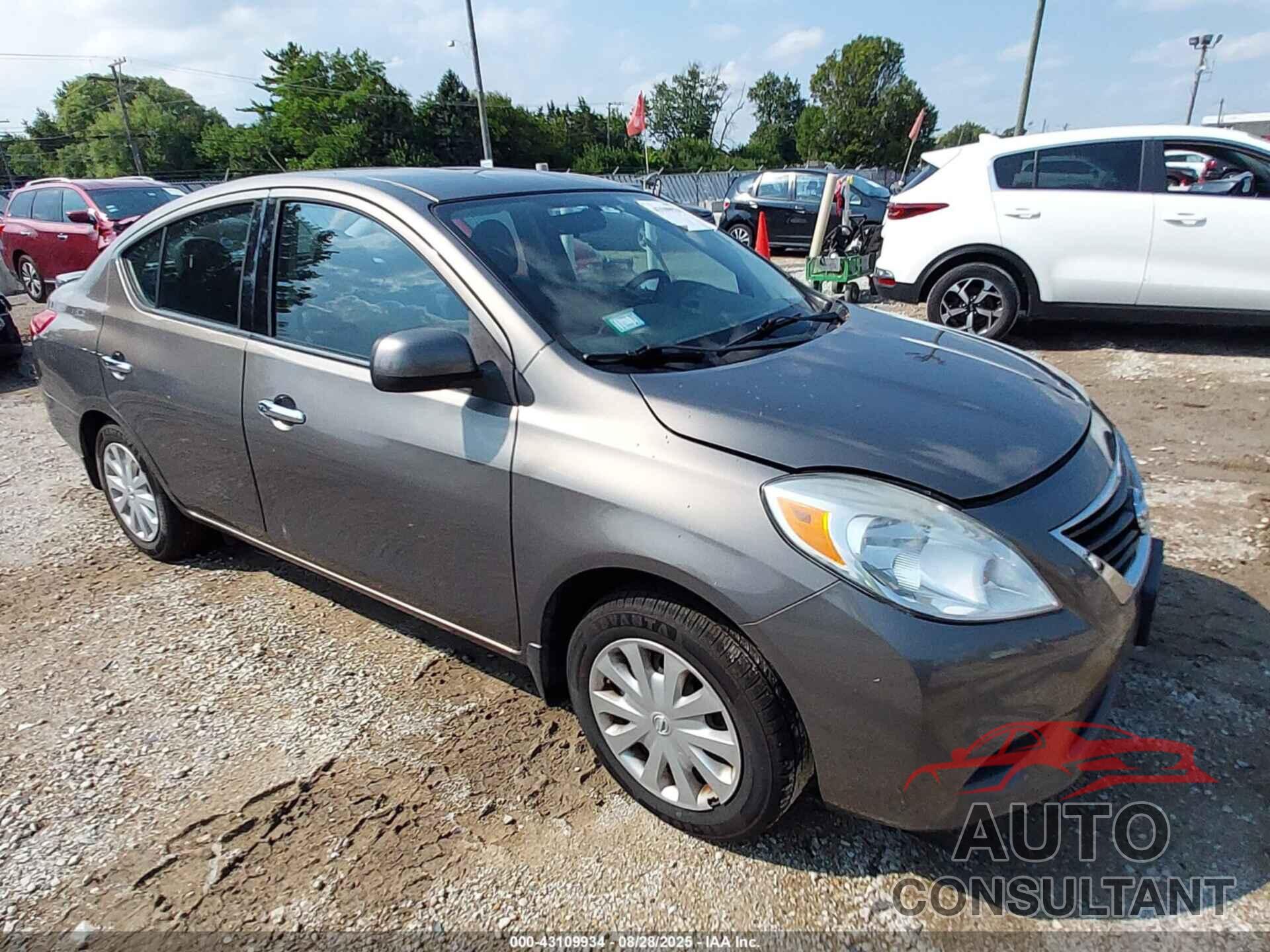 NISSAN VERSA 2014 - 3N1CN7AP2EL806759