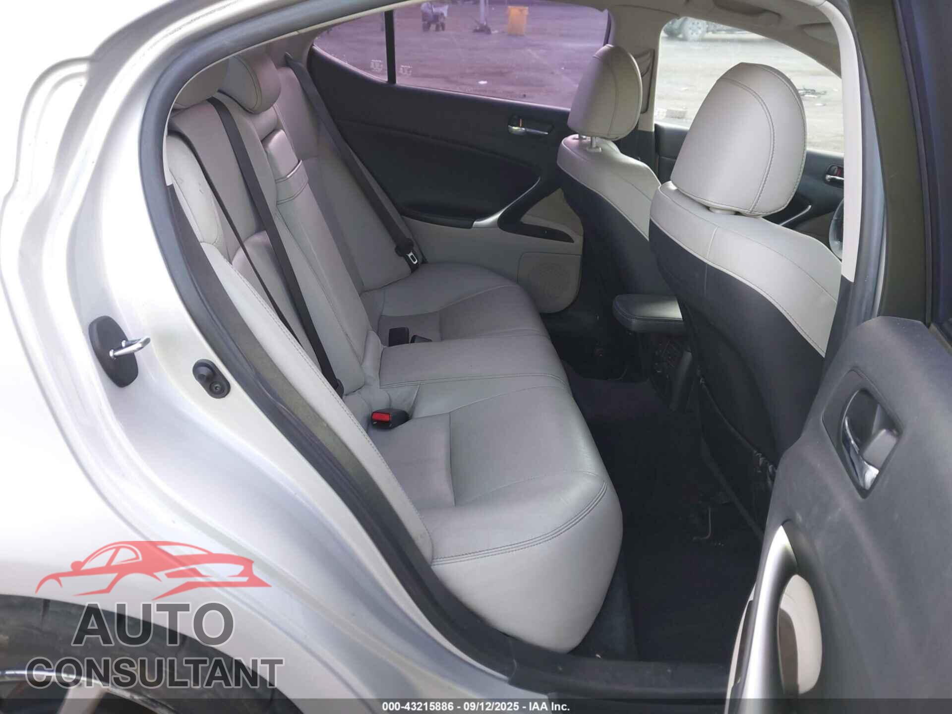 LEXUS IS 250 2011 - JTHBF5C2XB5133175