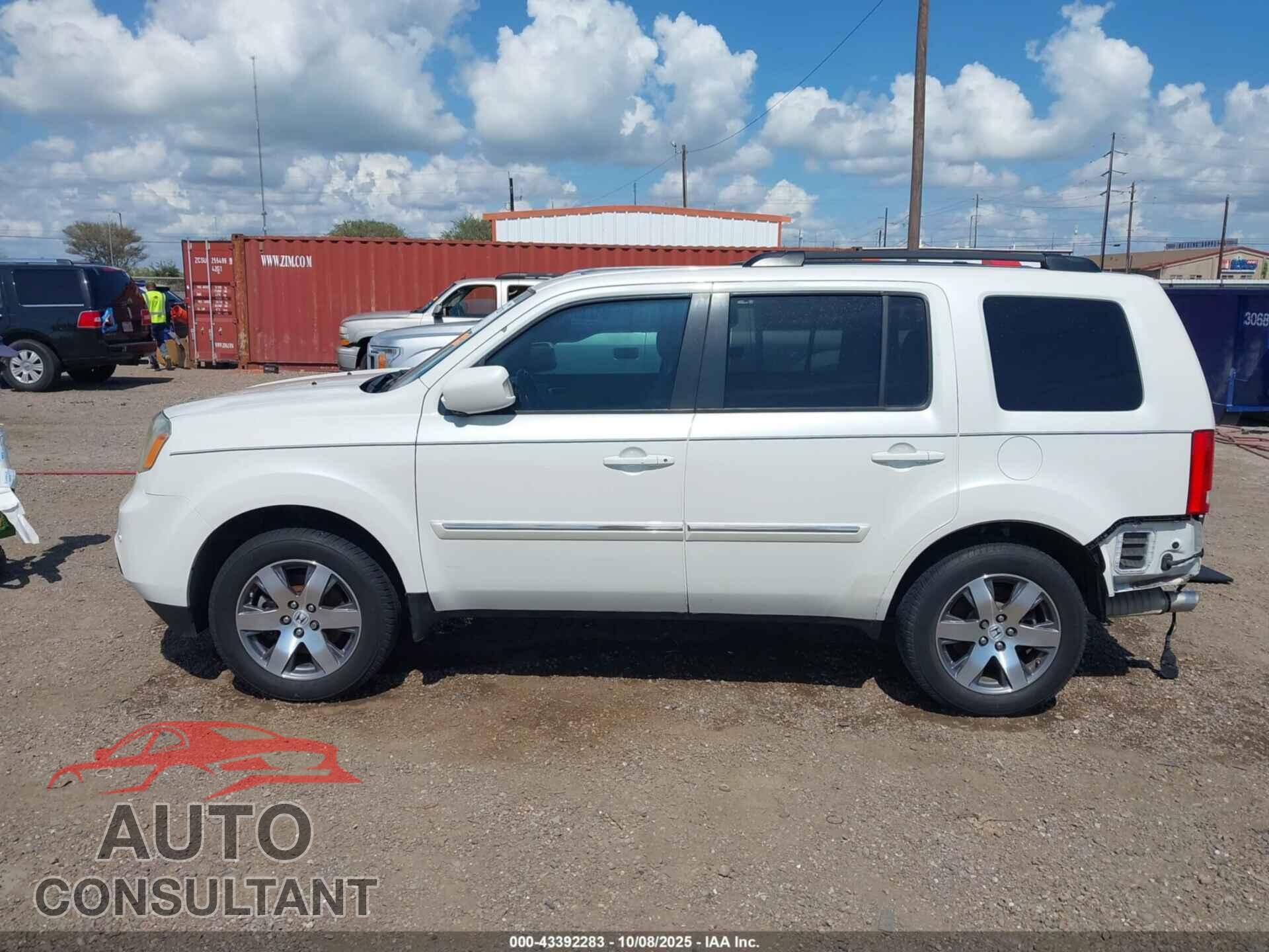 HONDA PILOT 2014 - 5FNYF3H92EB009300