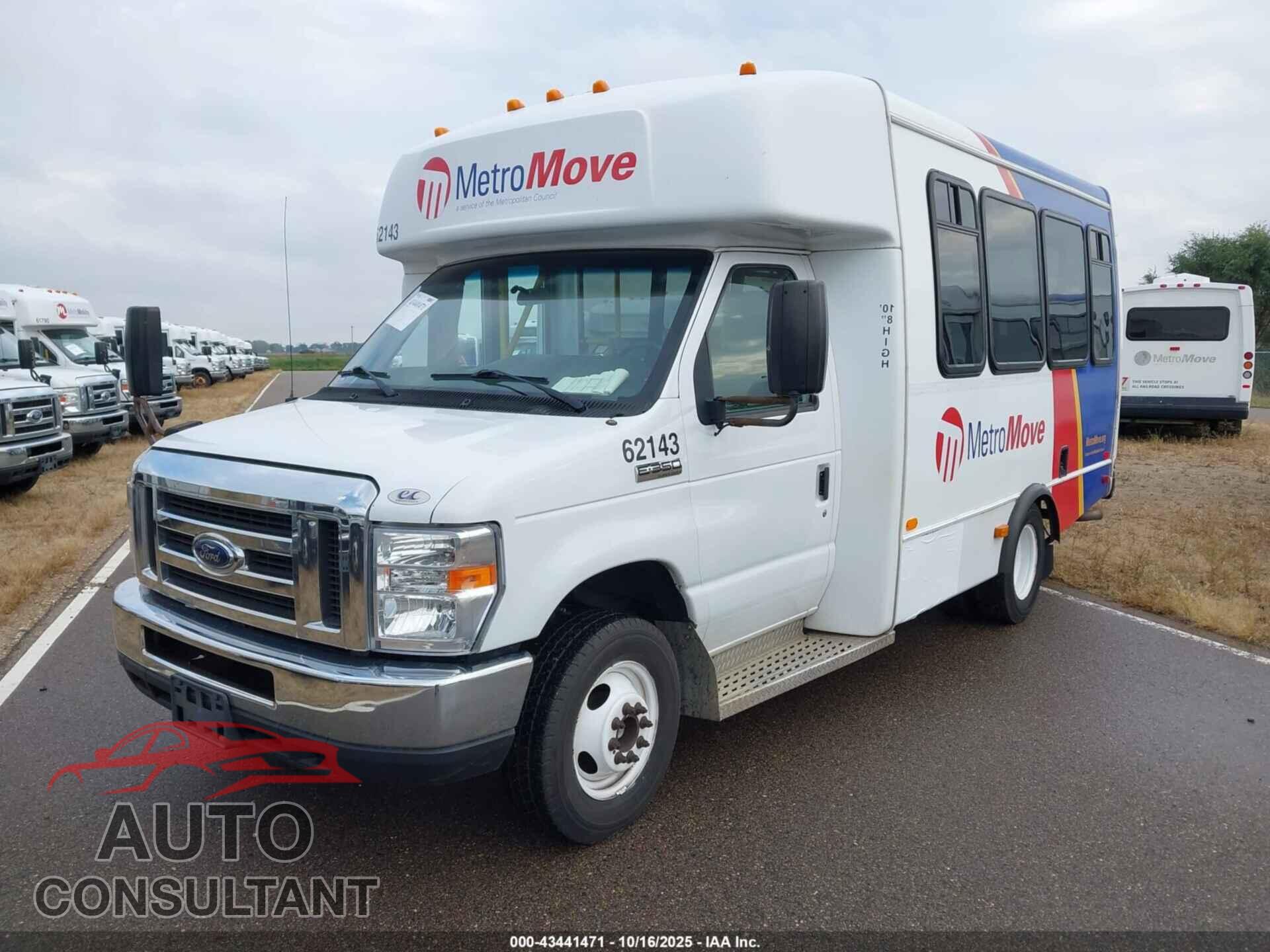 FORD E-350 CUTAWAY 2018 - 1FDEE3FS2JDC33160