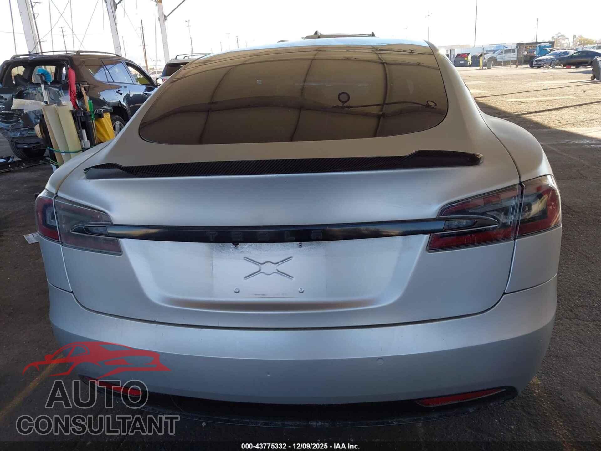 TESLA MODEL S 2017 - 5YJSA1E1XHF231188