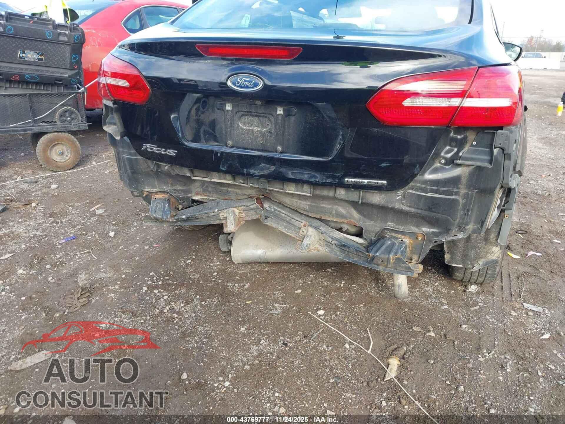 FORD FOCUS 2016 - 1FADP3E24GL243933