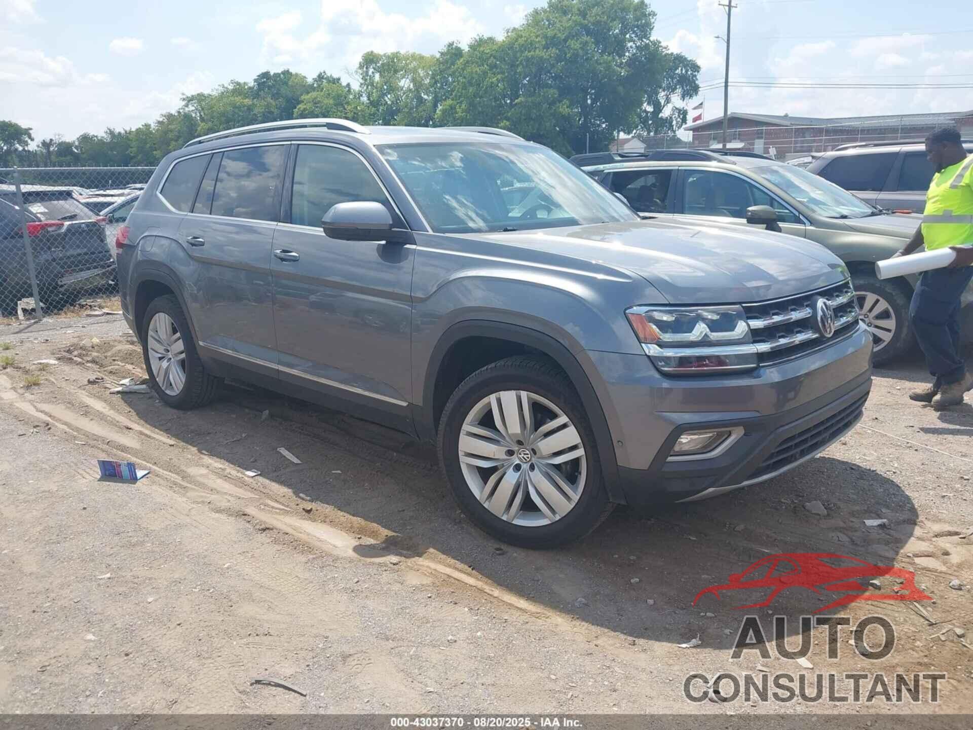 VOLKSWAGEN ATLAS 2018 - 1V2NR2CA3JC522387