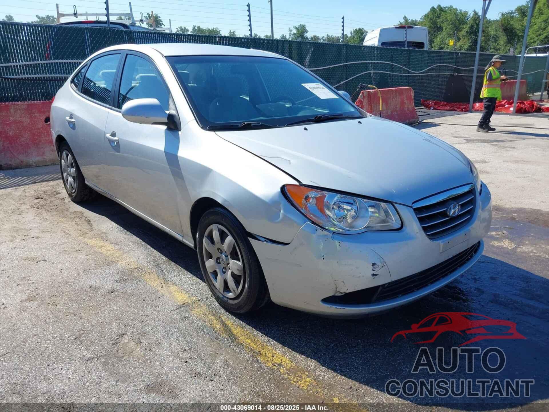 HYUNDAI ELANTRA 2009 - KMHDU46D59U590785