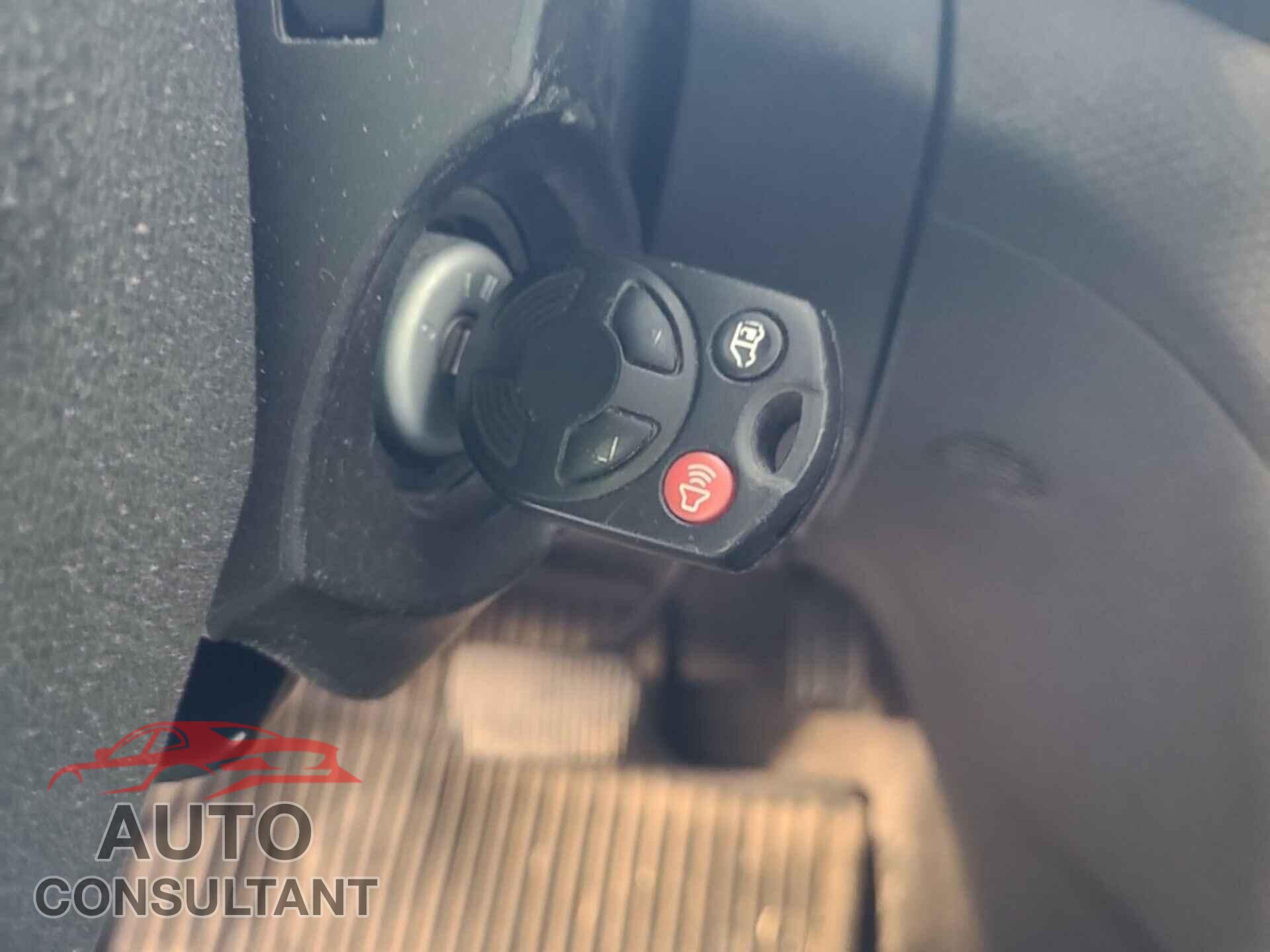 FORD TRANSIT CONNECT 2017 - NM0LS7E76H1293802