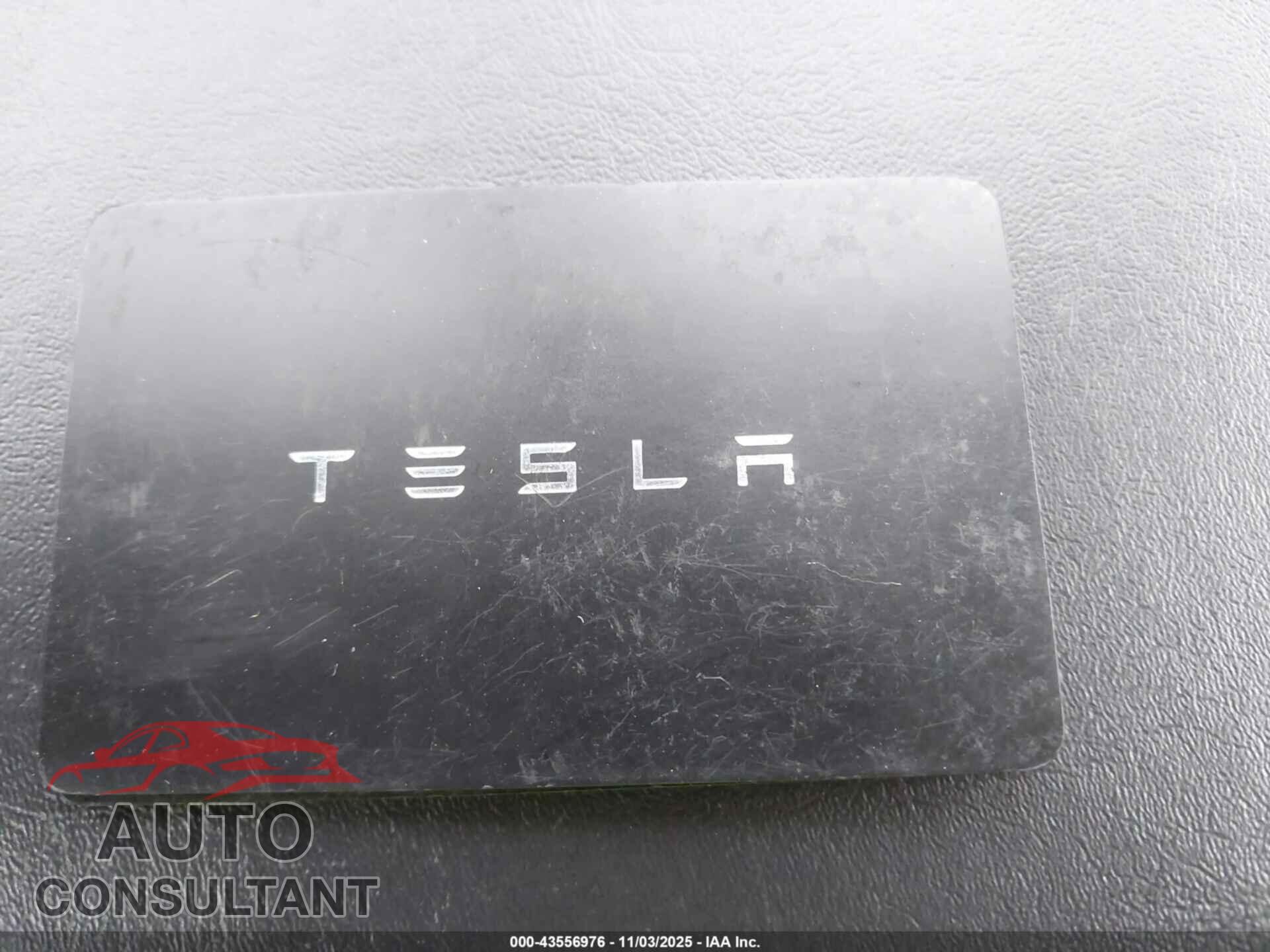 TESLA MODEL 3 2018 - 5YJ3E1EA8JF026760