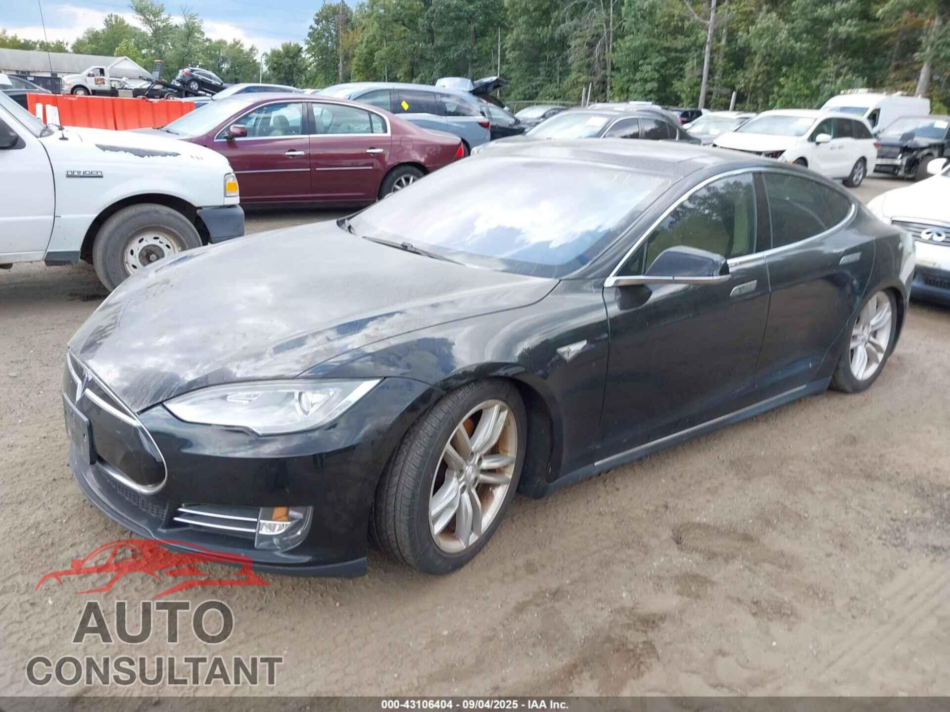 TESLA MODEL S 2013 - 5YJSA1CG0DFP04730