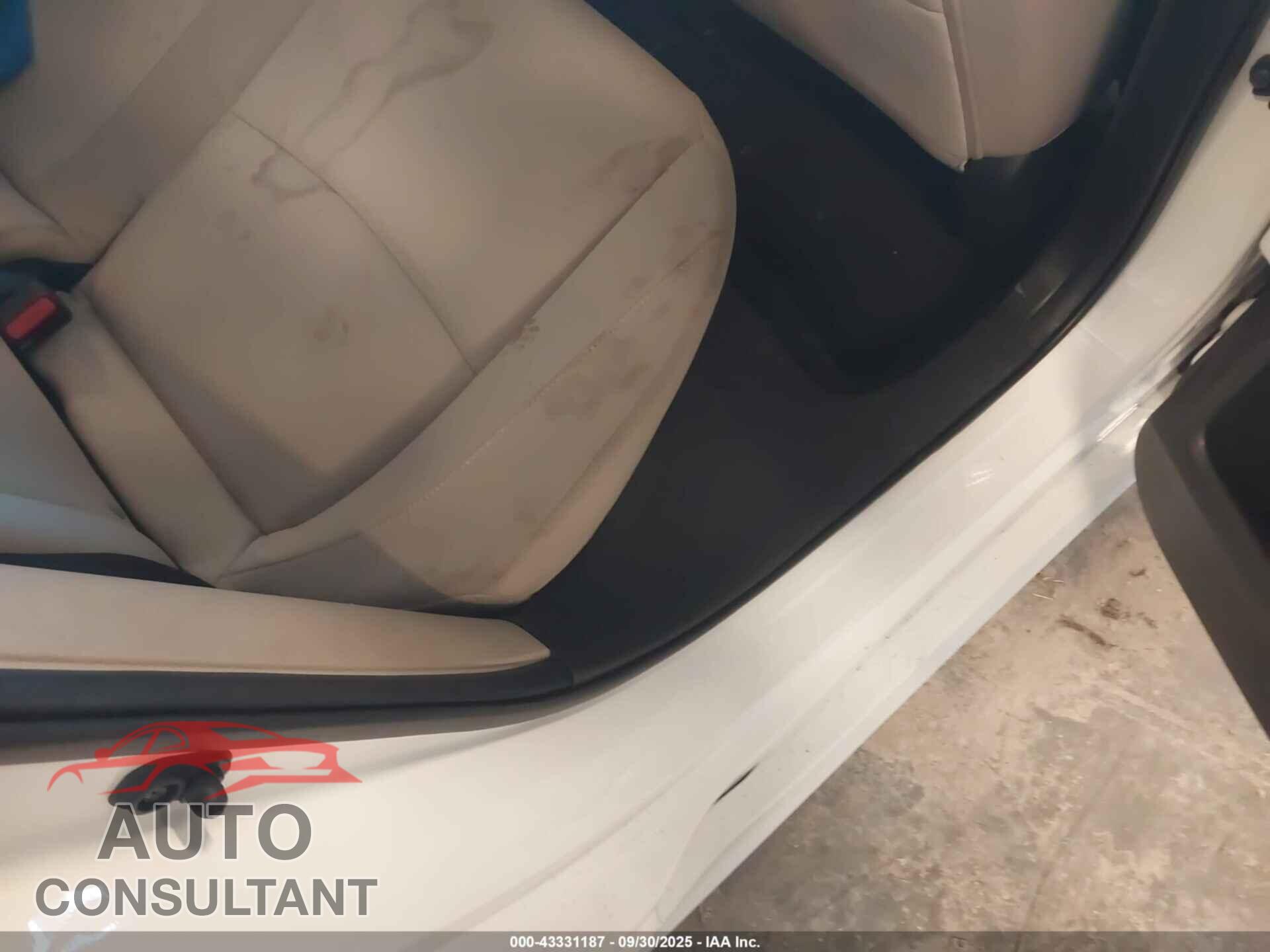 HONDA CIVIC 2017 - 19XFC2F76HE025263